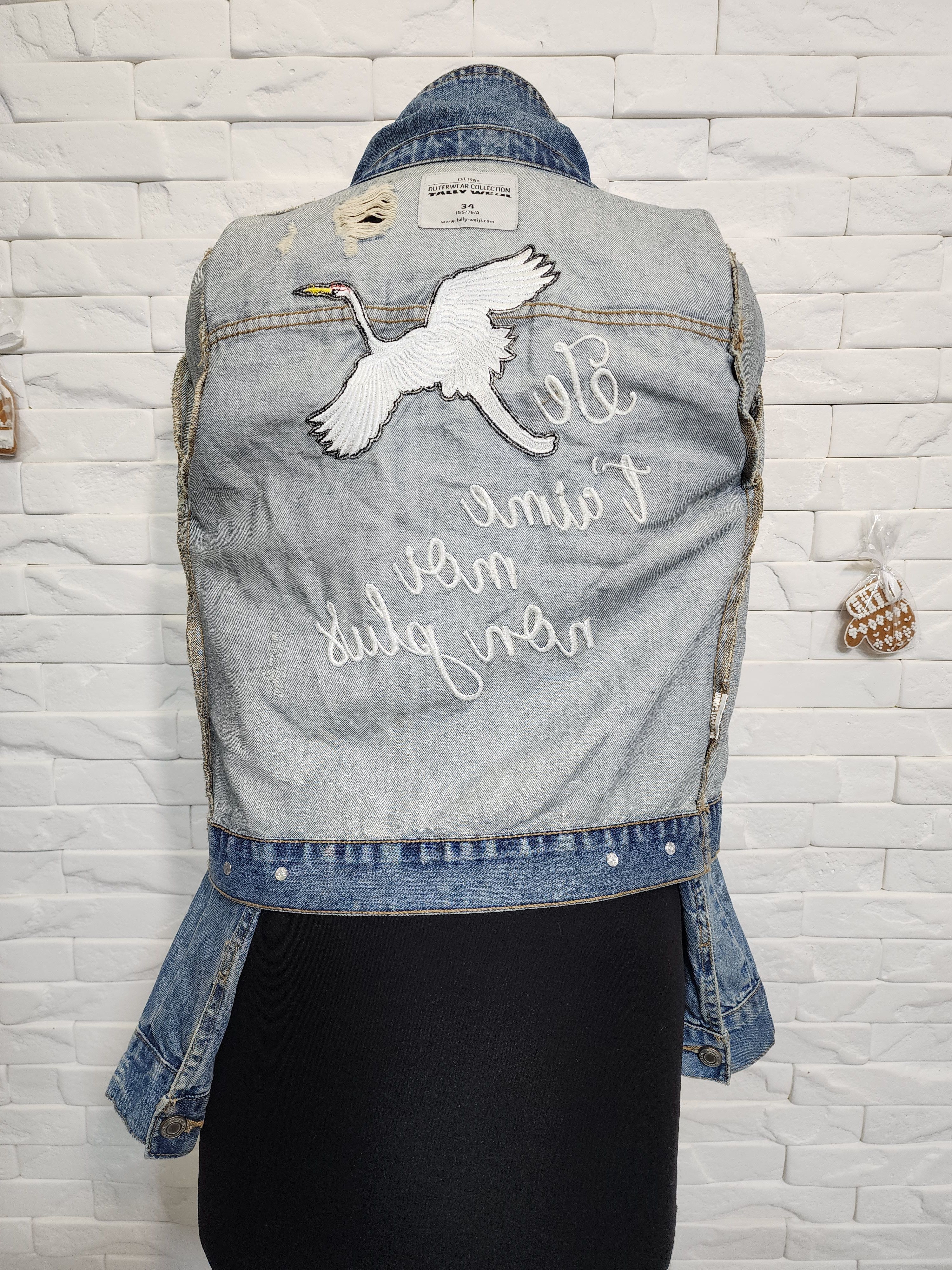 Other Blue Denim Jacket: Women's Cotton Jacket with Embroidery. Size S / US 4 / IT 40 - 7 Thumbnail