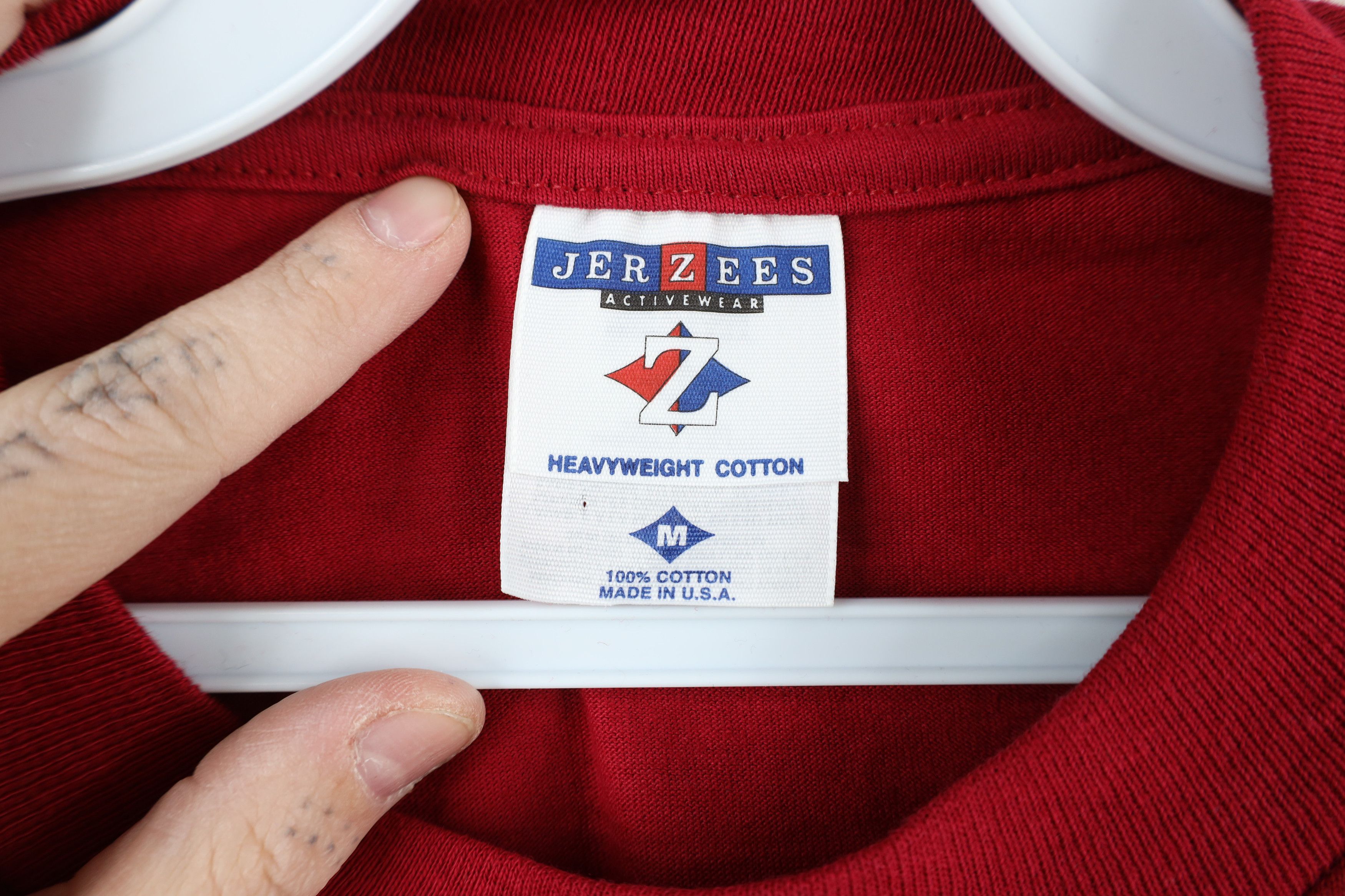 Vintage Vintage 90s Streetwear Heavyweight T-Shirt Red Cotton USA Size US M / EU 48-50 / 2 - 9 Thumbnail