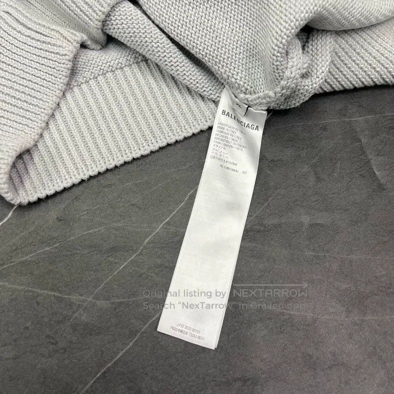 Balenciaga Balenciaga Buckle Sweater Size US XL / EU 56 / 4 - 5 Thumbnail