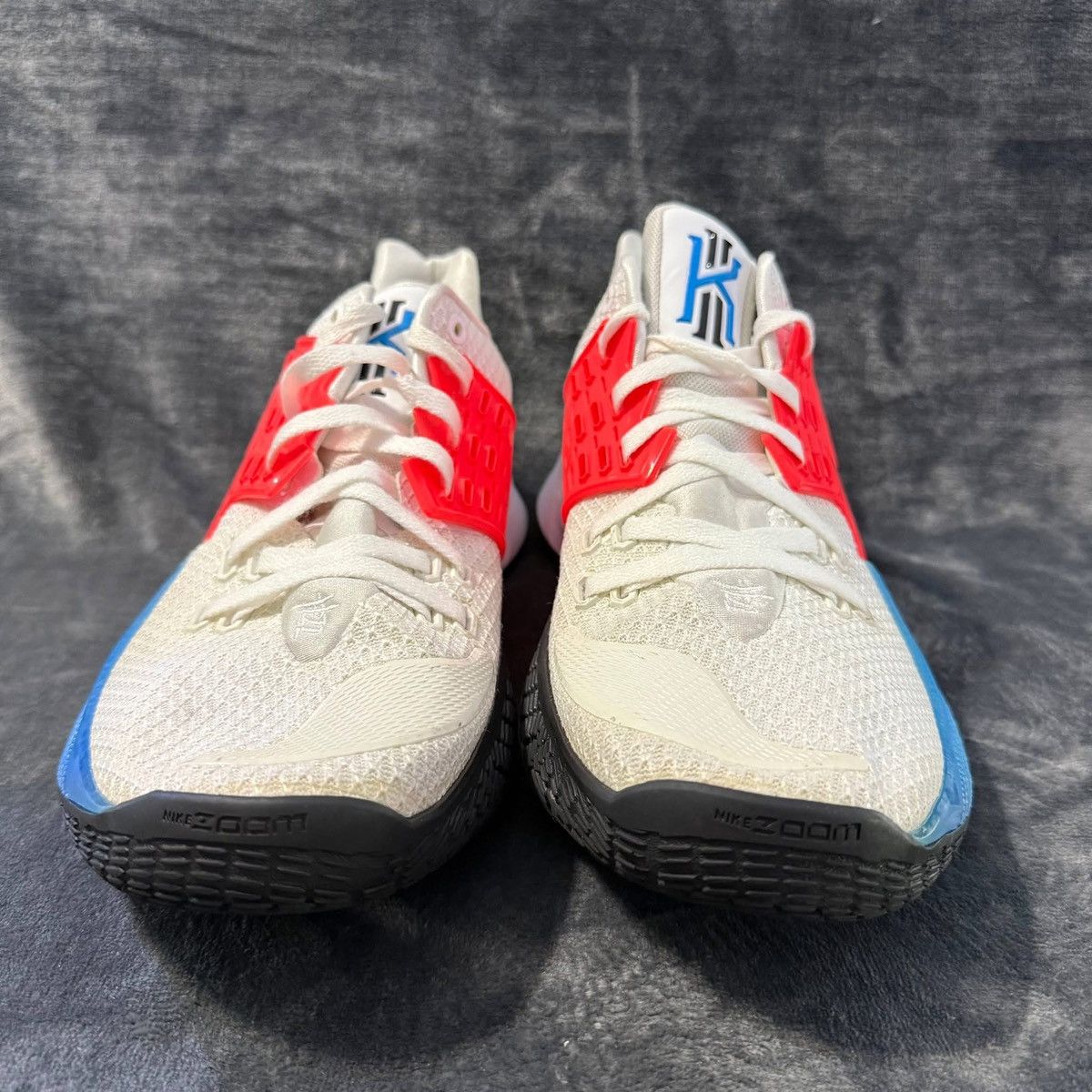 Nike kyrie low 2 very good condition us13 Size US 13 / EU 46 - 3 Thumbnail
