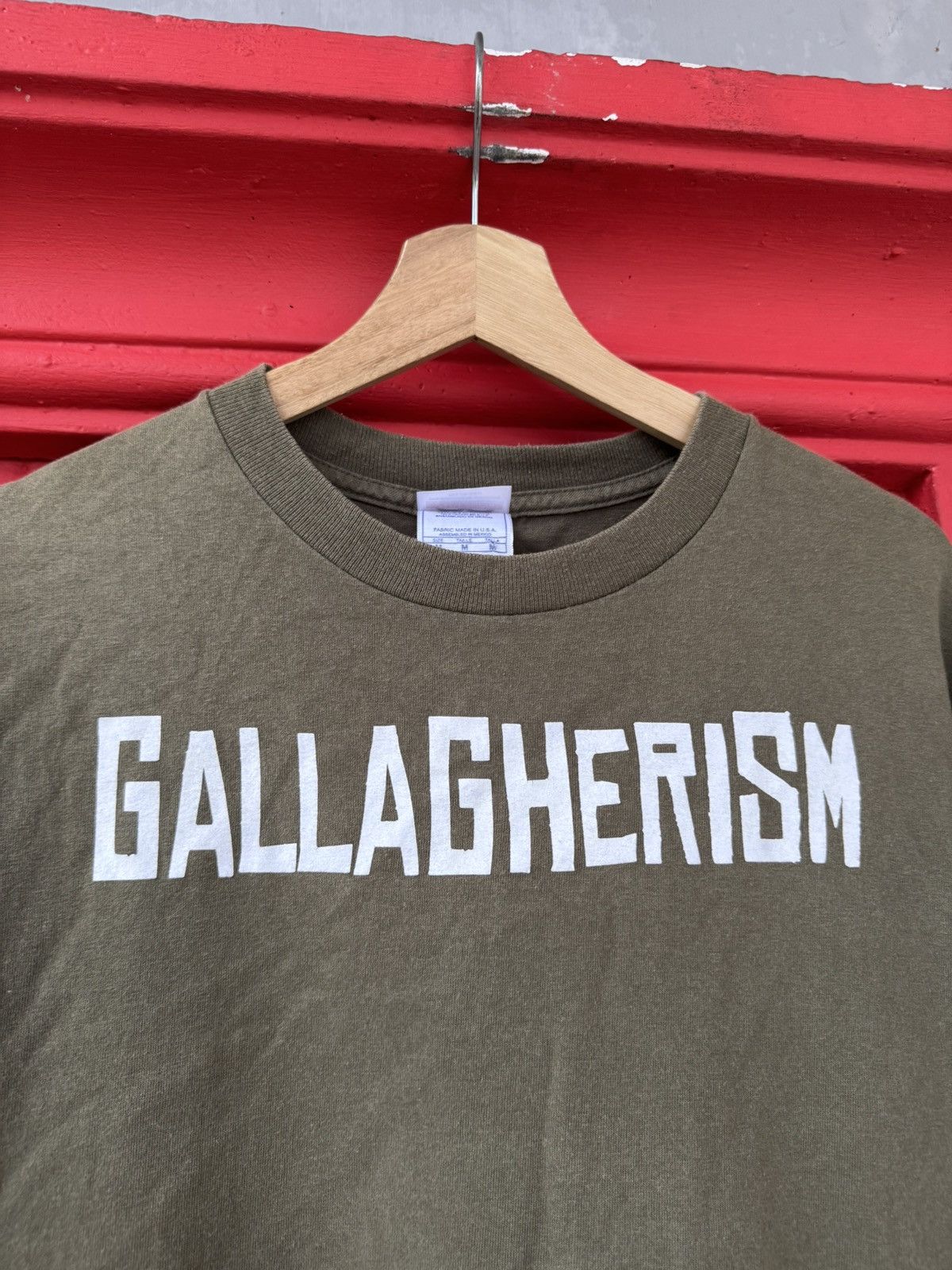 Band Tees Vintage Oasis Gallagherism Noeliam Britpop Band Tee Size US M / EU 48-50 / 2 - 3 Thumbnail