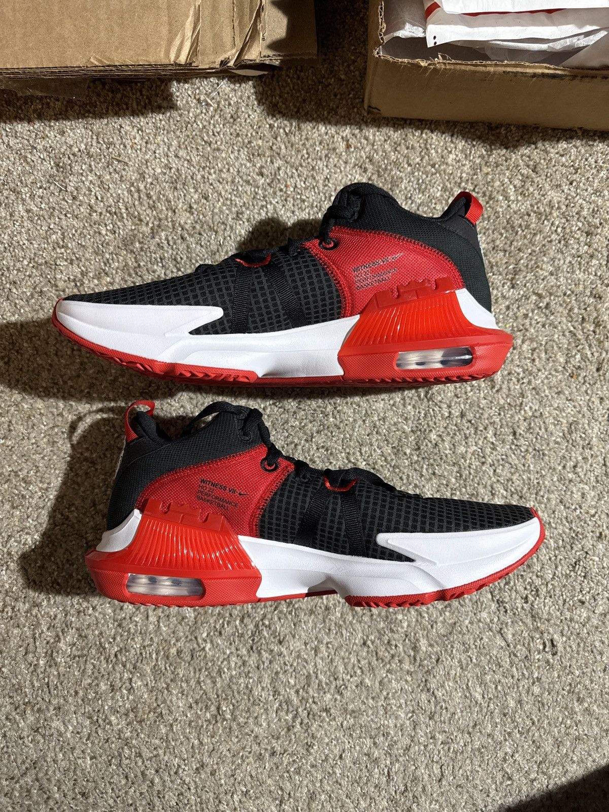 Nike Nike LeBron Witness 7 Bred Size US 11.5 / EU 44-45 - 2 Thumbnail