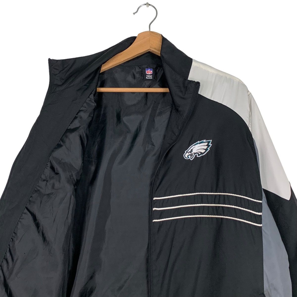 NFL NFL TEAM REEBOK Philadelphia Eagles Track Jacket #0854-C38 Size US L / EU 52-54 / 3 - 8 Thumbnail