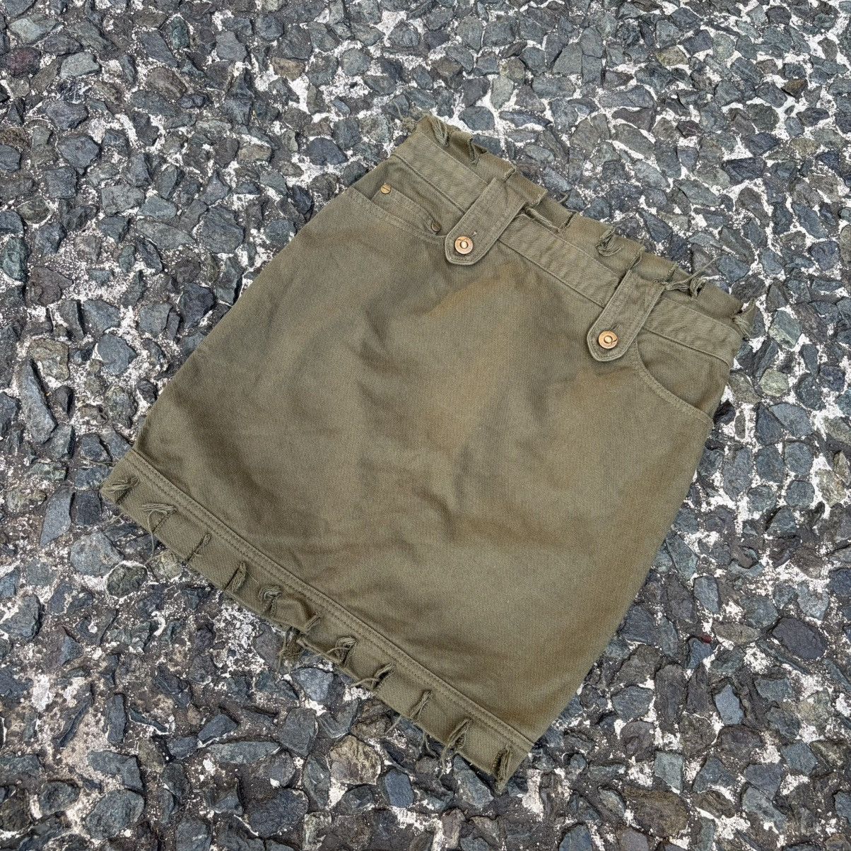 Alexander McQueen Vintage Alexander Mcqueen Olive Frayed Skirt 2002 Size 28" / US 6 / IT 42 - 3 Thumbnail