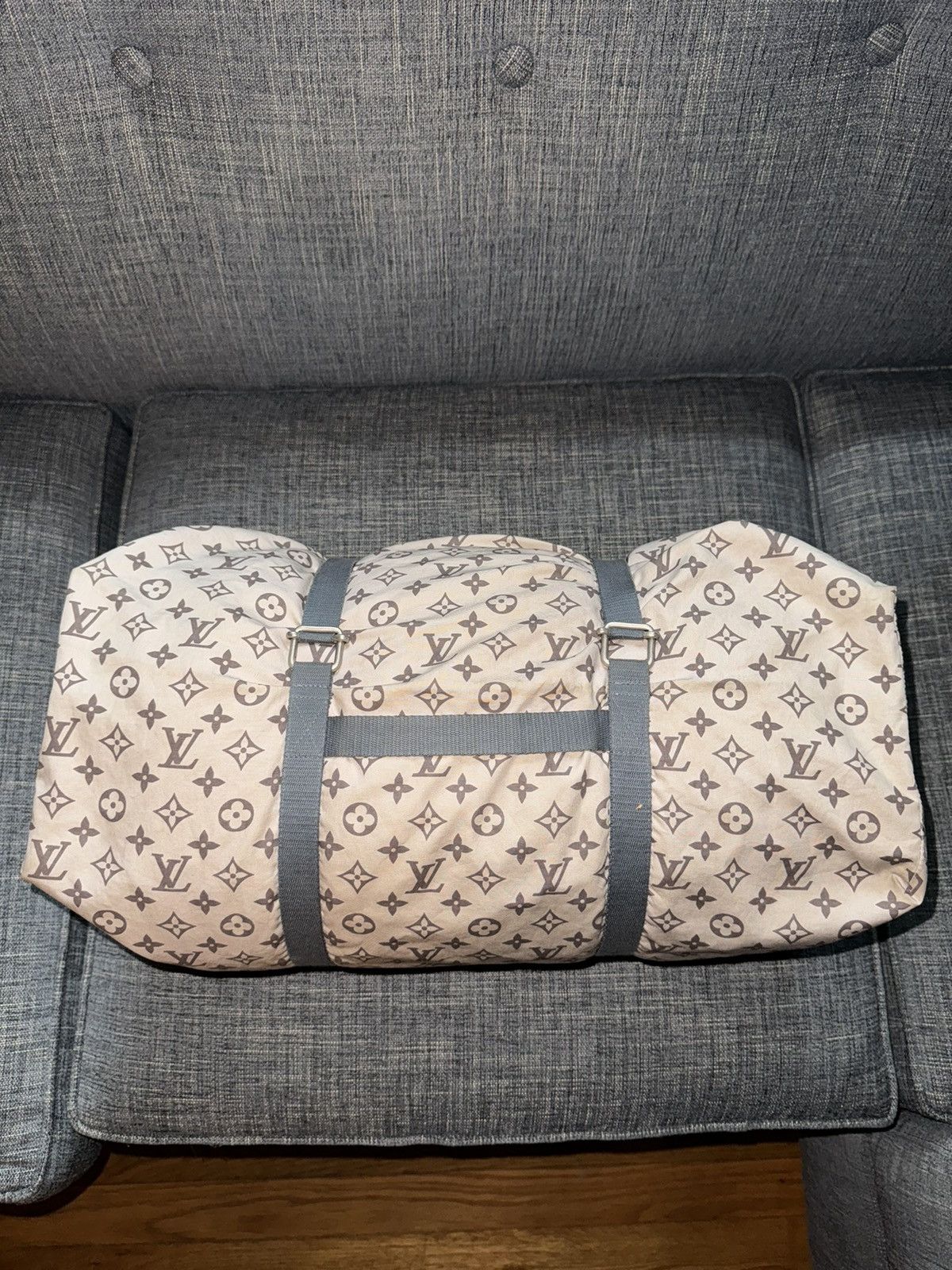 Louis Vuitton Louis Vuitton Monogram Goose Down Sleeping Bag Blanket LV Size ONE SIZE - 7 Thumbnail