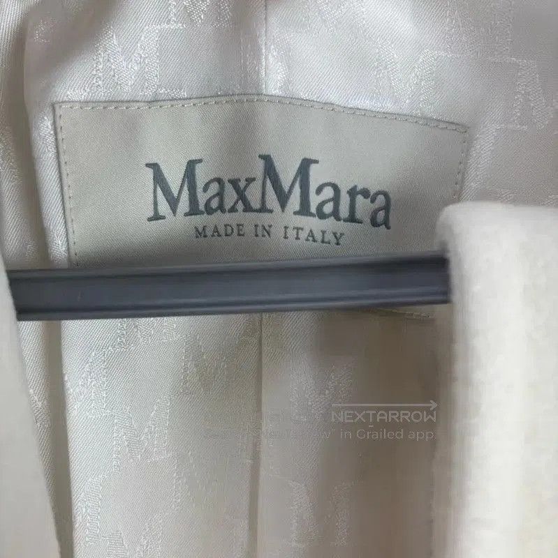 Max Mara MaxMara Cream Women's Overcoat . Size XS / US 0-2 / IT 36-38 - 3 Thumbnail