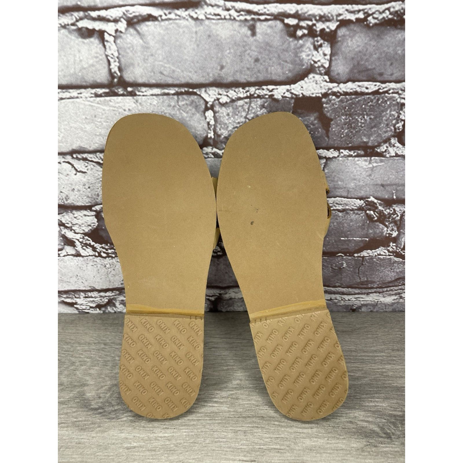 Other KINO Tan Yellow Slides Buckle Strap Cushion Comfort Sandals Size US 8 / IT 38 - 7 Thumbnail