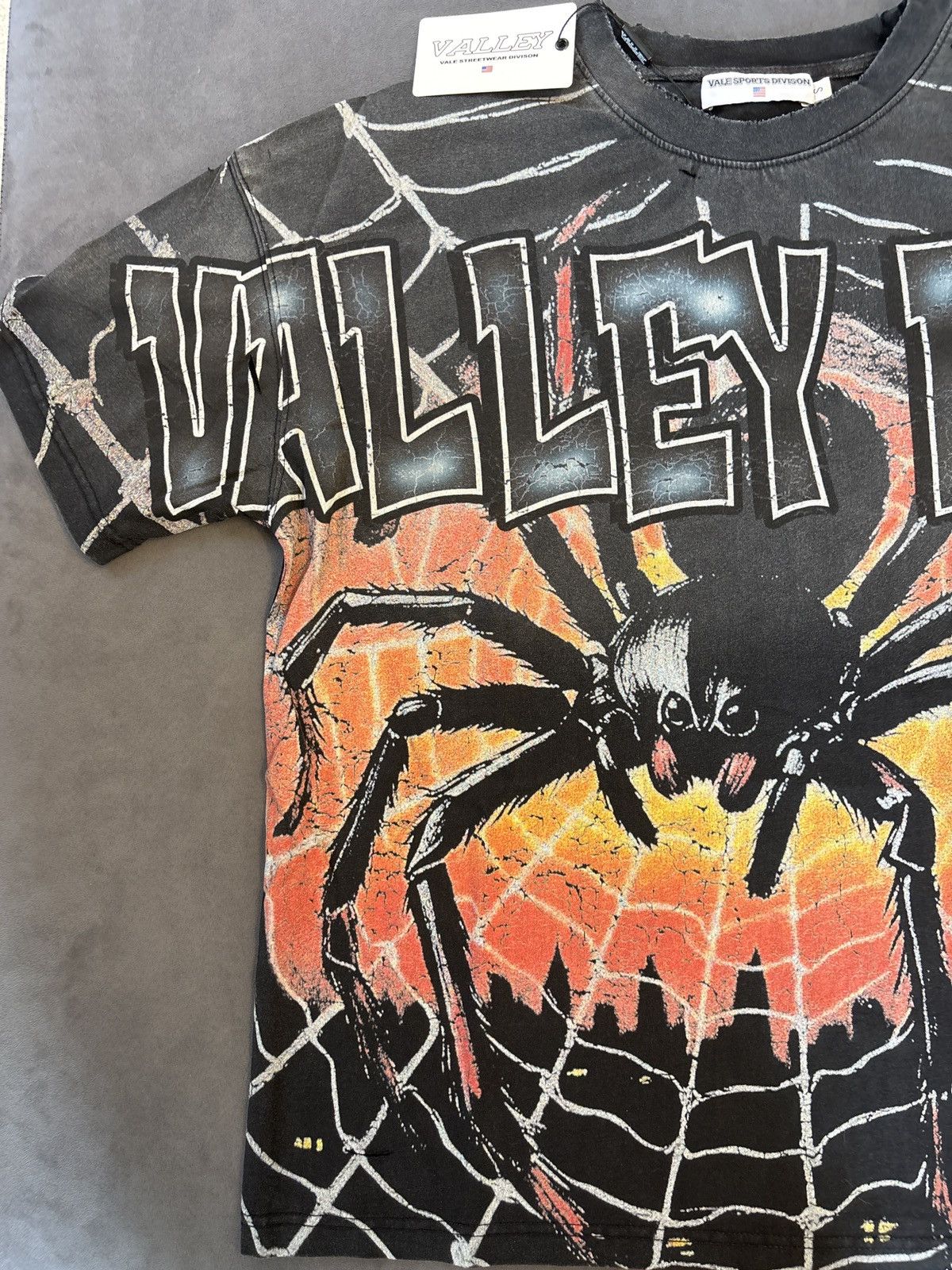 Vale Vale big widow tee valley fest Size US L / EU 52-54 / 3 - 4 Thumbnail