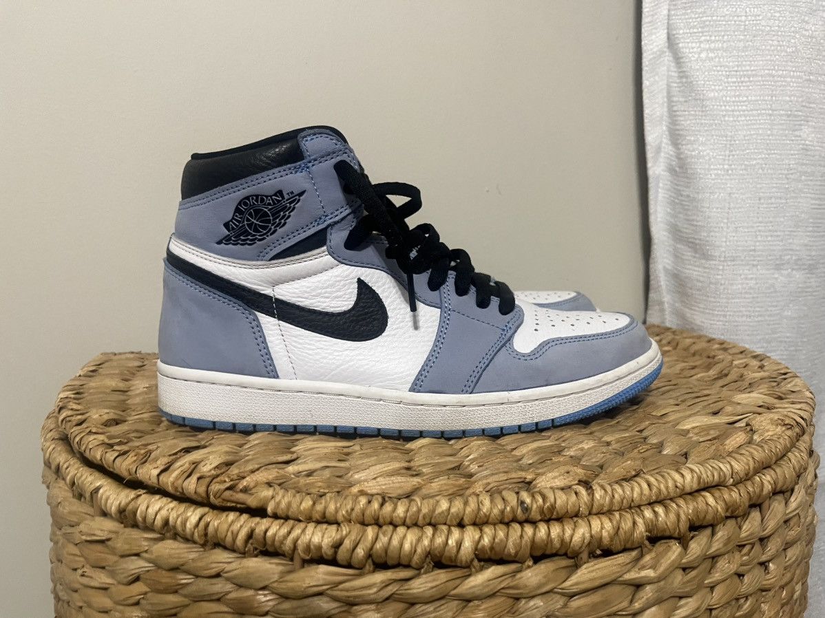 Nike Jordan 1 Retro High OG University Blue Size US 9.5 / EU 42-43 - 5 Thumbnail
