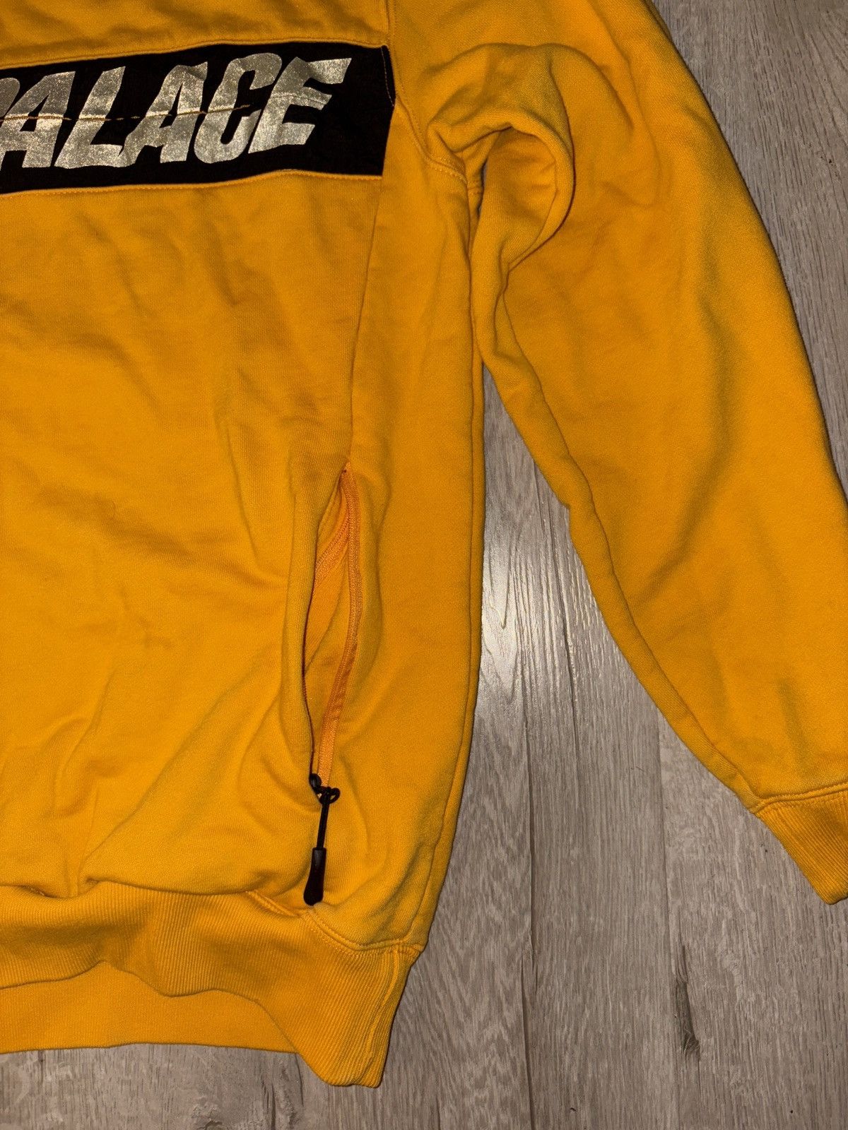 Palace Palace Sweatshirt L Cotton Gold Size US L / EU 52-54 / 3 - 6 Thumbnail