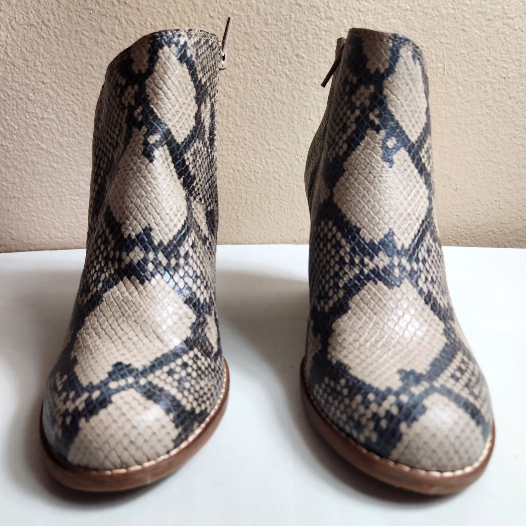 Lucky Brand Lucky Brand Women Boots |6.5| Yewani Leather Snake Print Wedge Ankle Booties Size US 7 / IT 37 - 4 Thumbnail