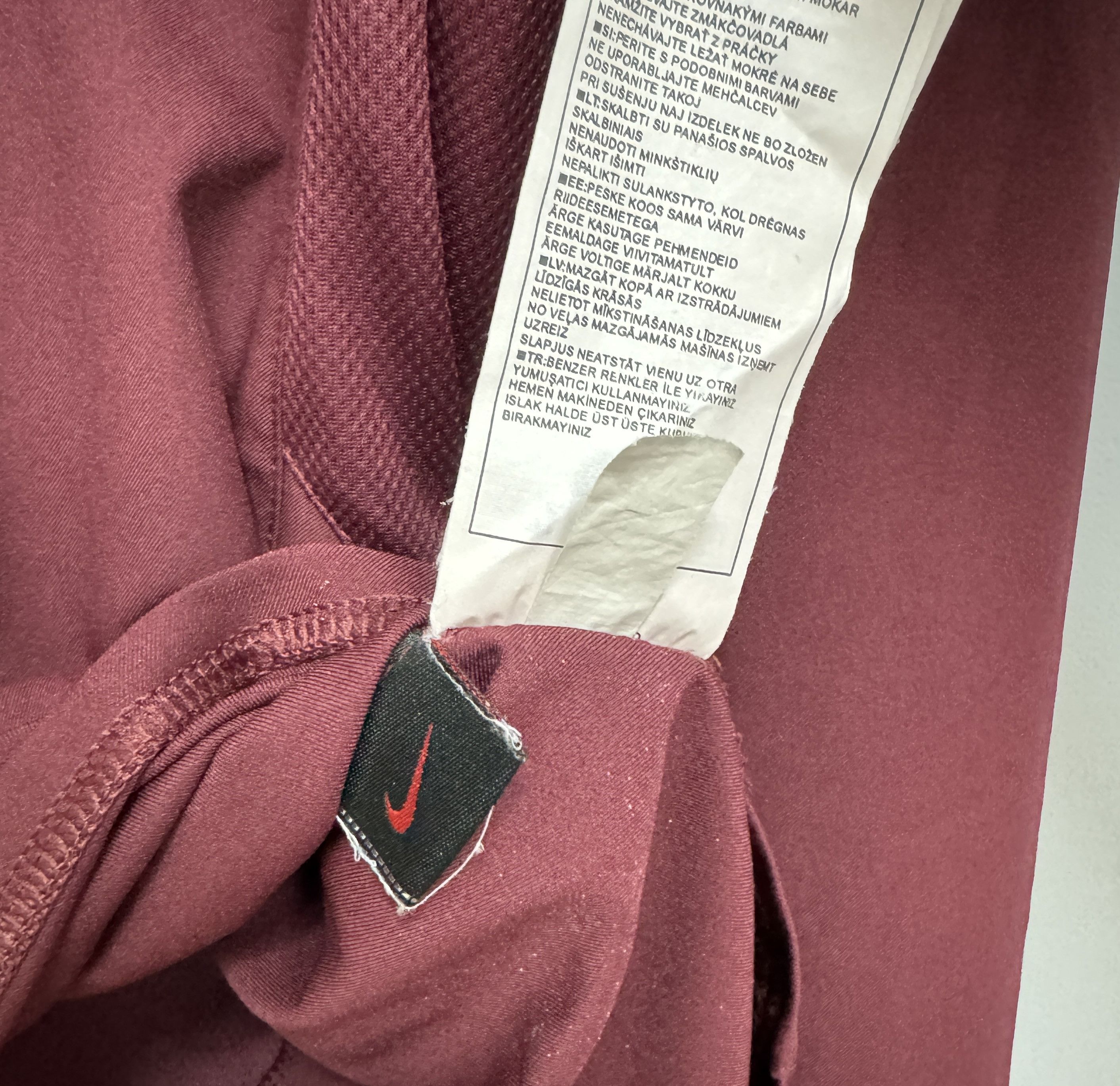 Nike Arsenal 2005 2006 Highbury O2 Long Football Shirt Size L Size US L / EU 52-54 / 3 - 7 Thumbnail