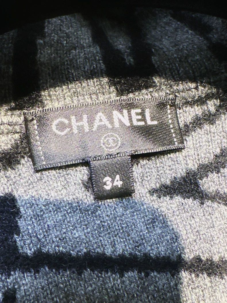 Chanel Chanel 21N Ski Series Gray Letter Logo Black Knitted Hoode Size XXS / US 00 / IT 34 - 4 Thumbnail
