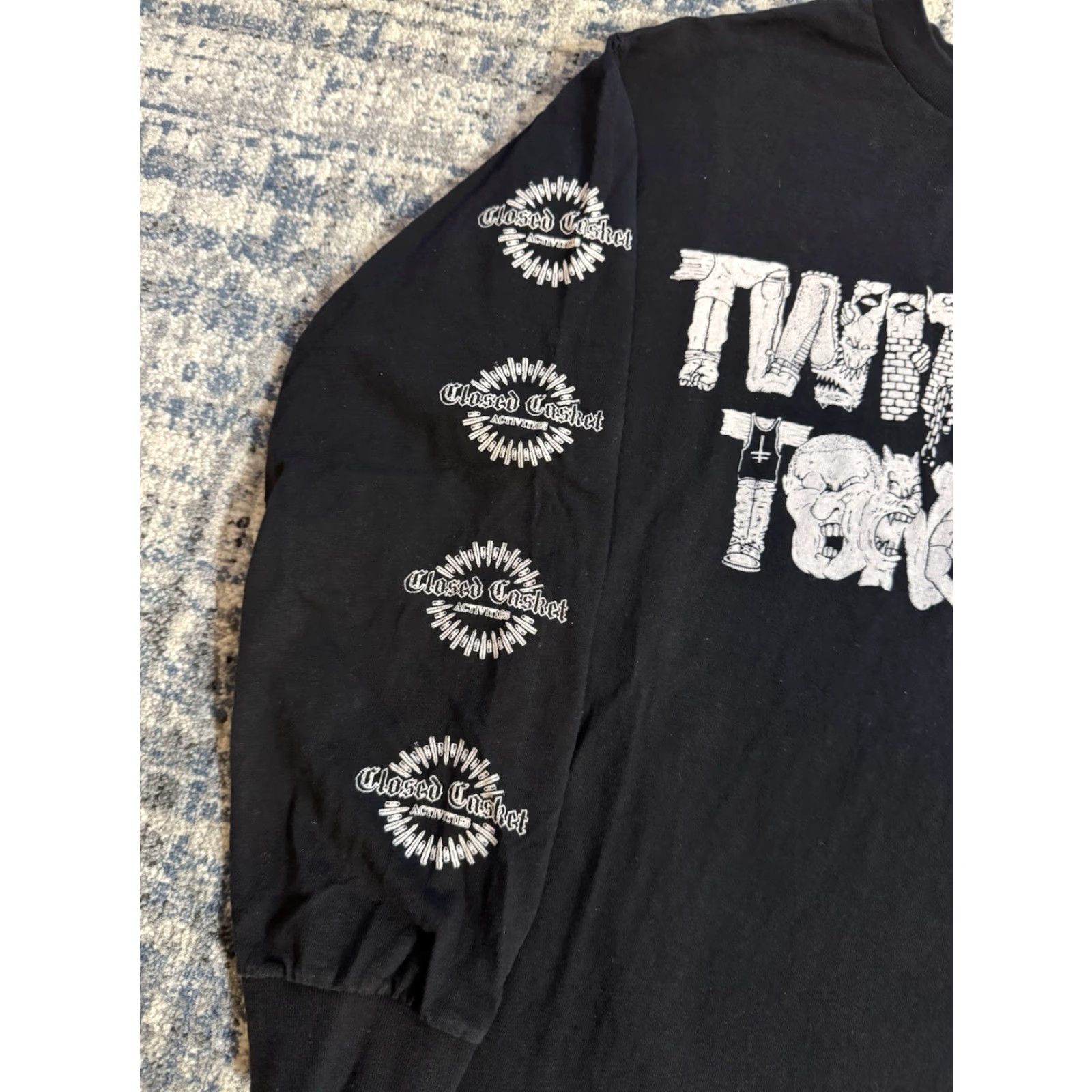 CLOSED VINTAGE Twitching Tongues T-Shirt Long Sleeve M Black Cotton Logo 2010s Band Metal Punk Hardcore Metalcore Double-Sided Mens Shirt Size US M / EU 48-50 / 2 - 3 Thumbnail