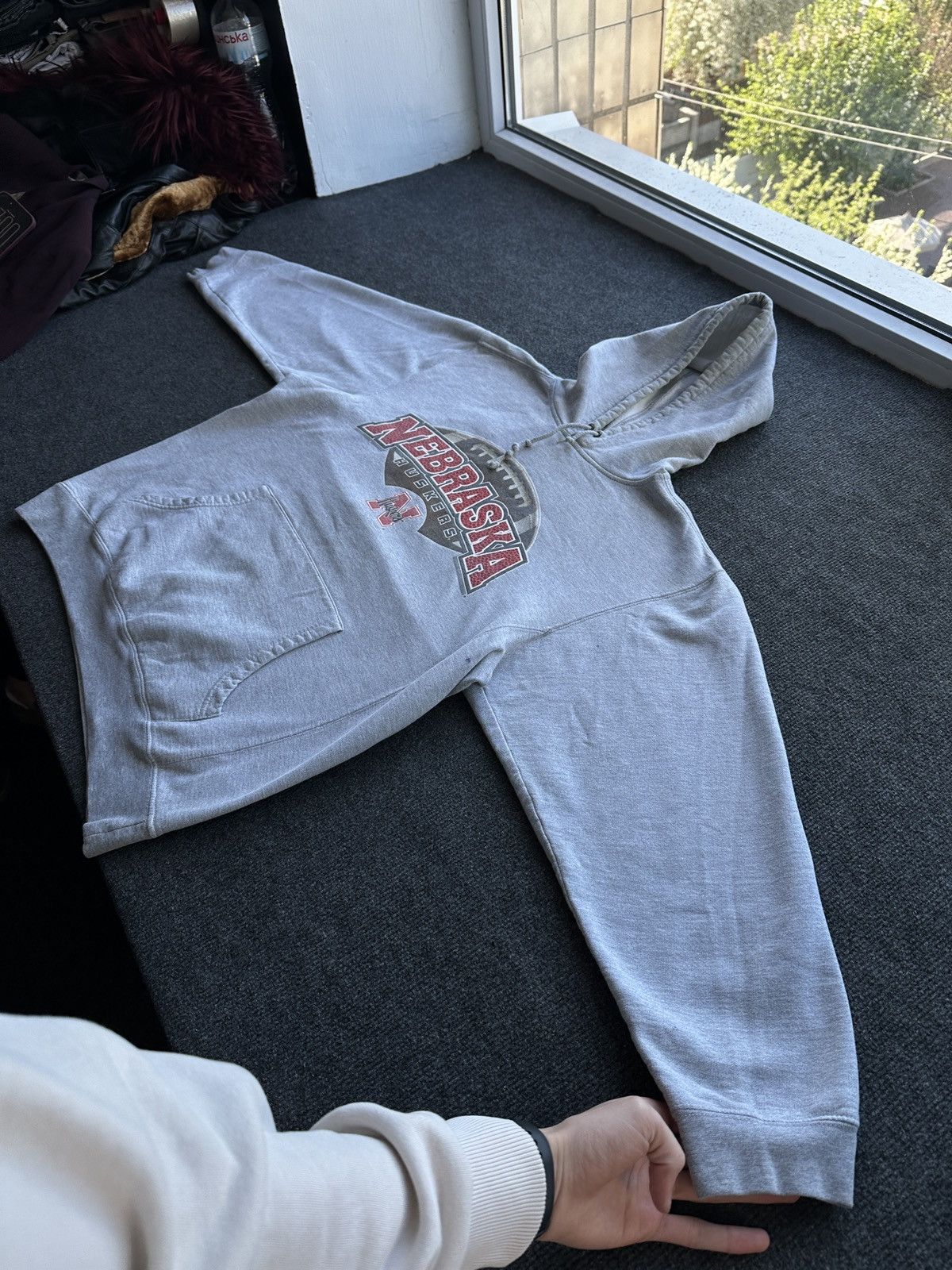 Vintage NEBRASKA HUSKERS 🚨 MEN GRAY BOXY HOODIE BIG LOGO Size US L / EU 52-54 / 3 - 3 Thumbnail