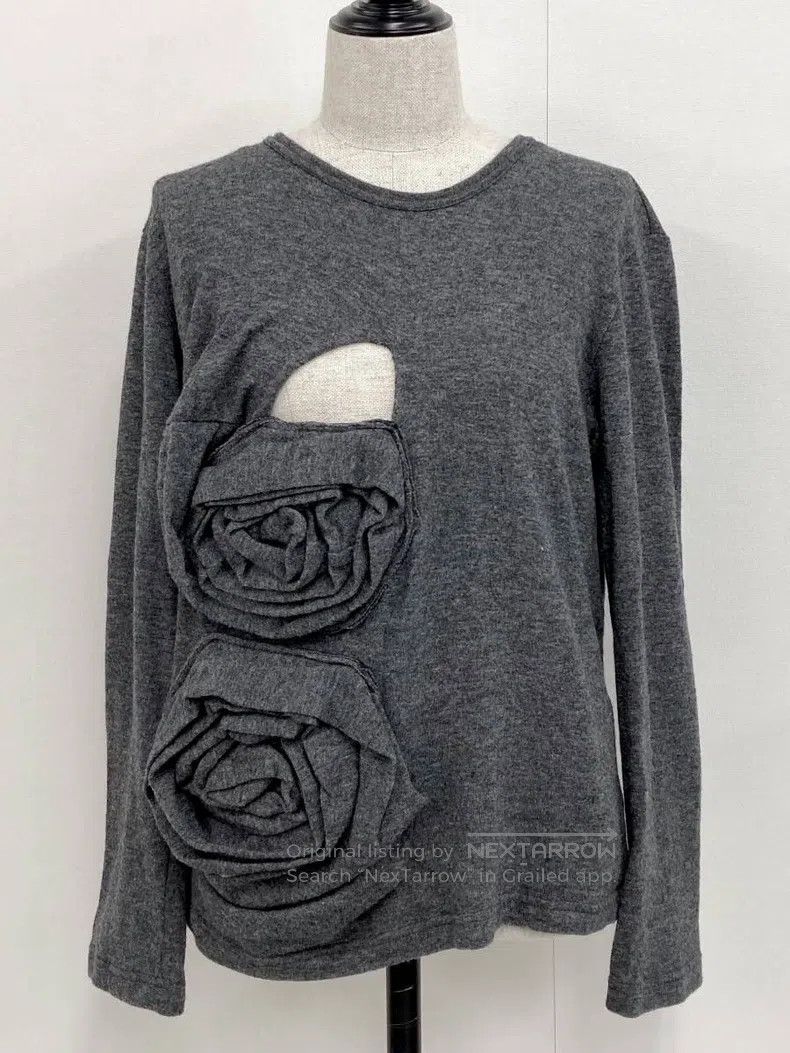 Comme des Garcons Comme des Garcons Three-dimensional Rose Lace Design Top Size M / US 6-8 / IT 42-44 - 1 Thumbnail