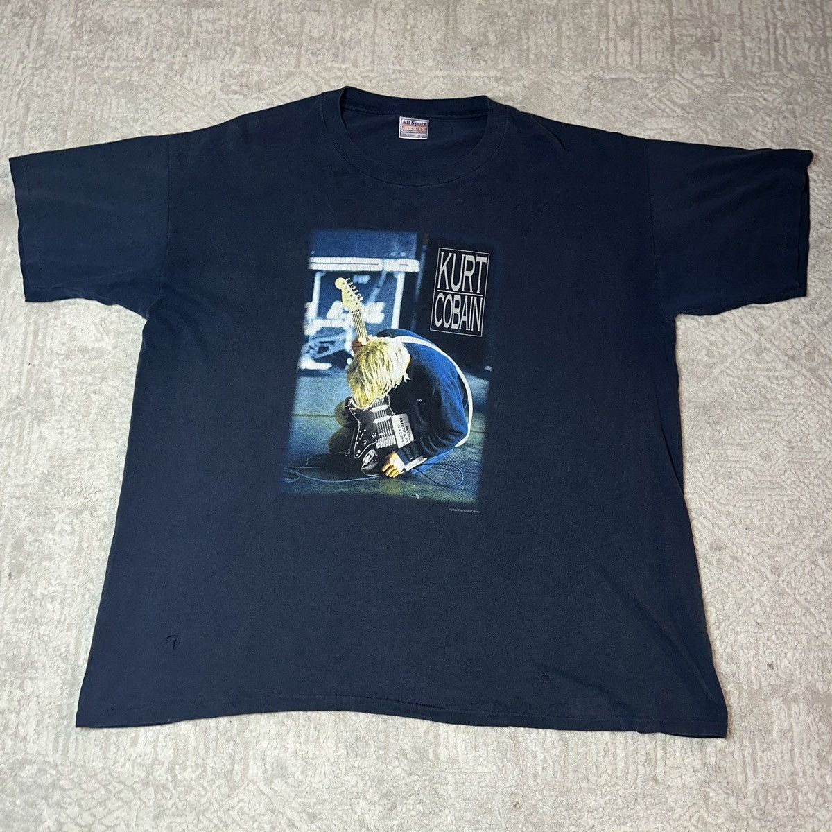 Band Tees Vintage Kurt Cobain T-shirt Size US XXL / EU 58 / 5 - 1 Thumbnail