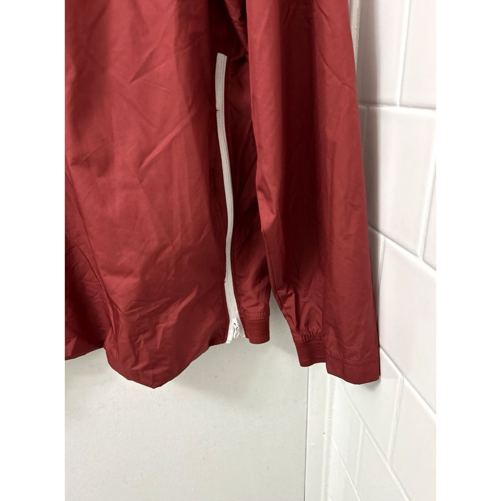Nike Nike Track Jacket Mens Medium Red Lightweight Pullover 1/4 Zip L/S AO5858-613 Size US M / EU 48-50 / 2 - 6 Thumbnail