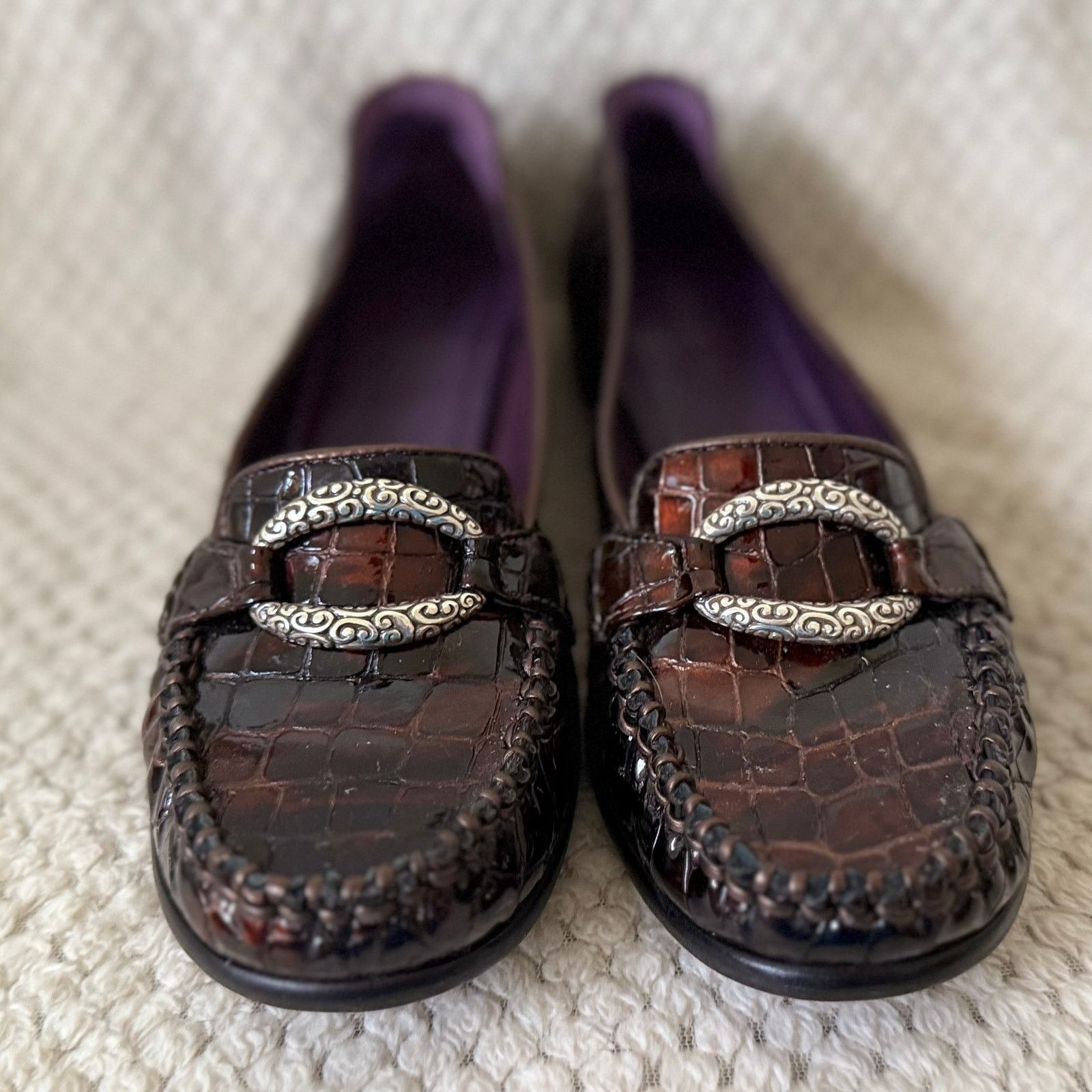 Brighton Brighton 8 1/2 Dark Brown Croc Embossed Leather Loafers Size US 8.5 / IT 38.5 - 1 Thumbnail