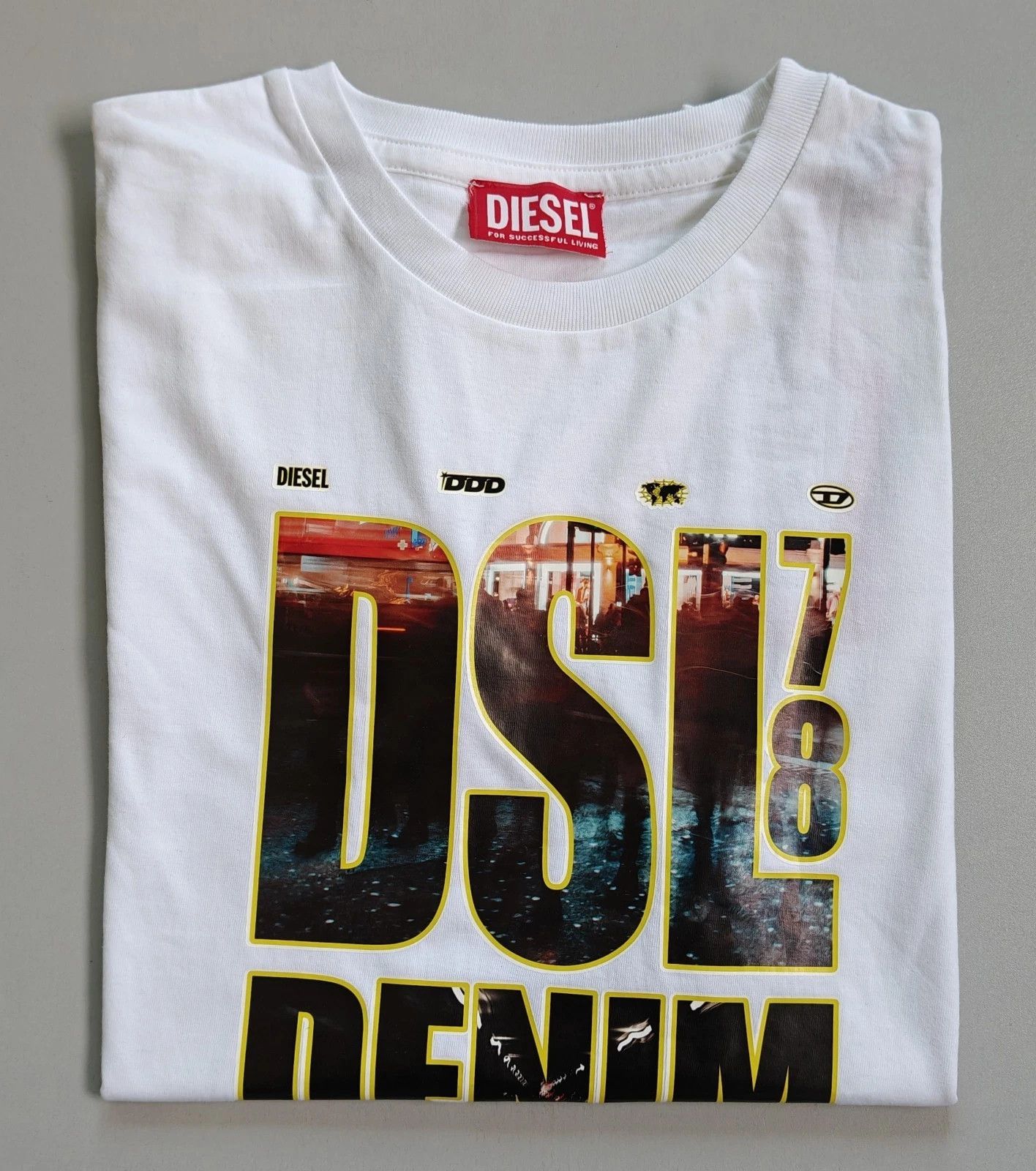 Diesel DIESEL White T-shirt with DSL 78 Denim print T 4170 Size US S / EU 44-46 / 1 - 1 Thumbnail