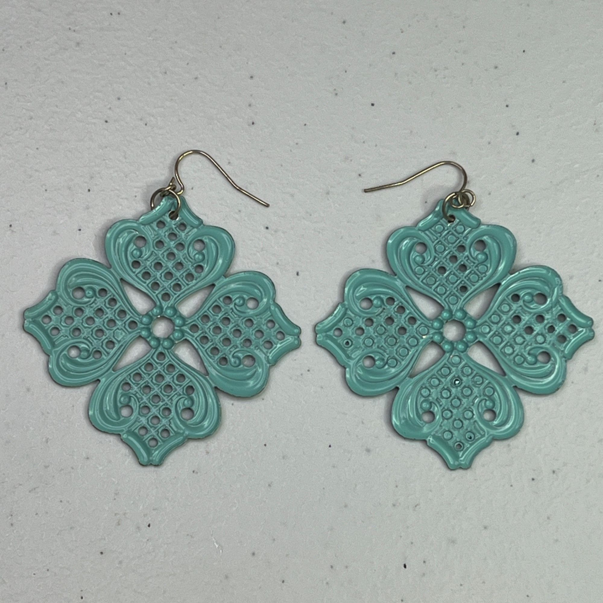 Vintage Ornate Filigree Mint Green Floral Earrings With Gold-Tone Size ONE SIZE - 7 Thumbnail