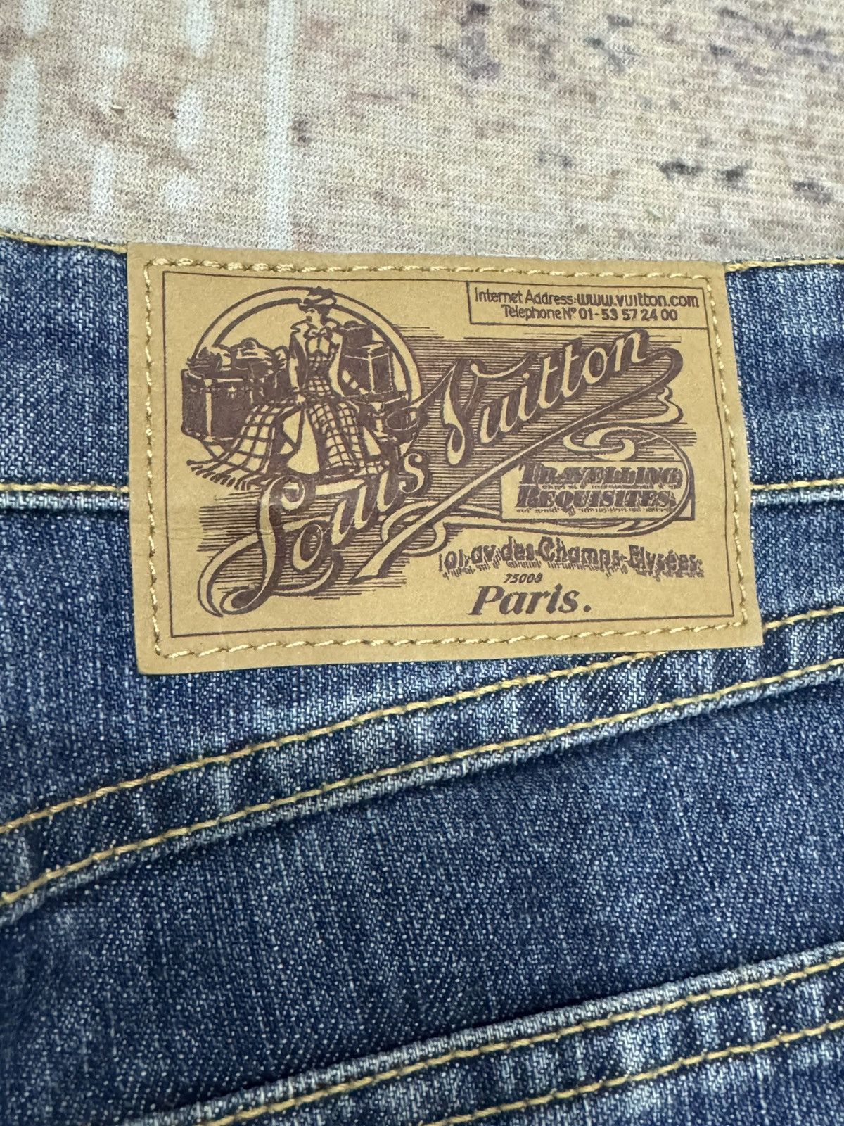 Louis Vuitton vintage LV jeans made in Italy Size US 29 - 24 Thumbnail