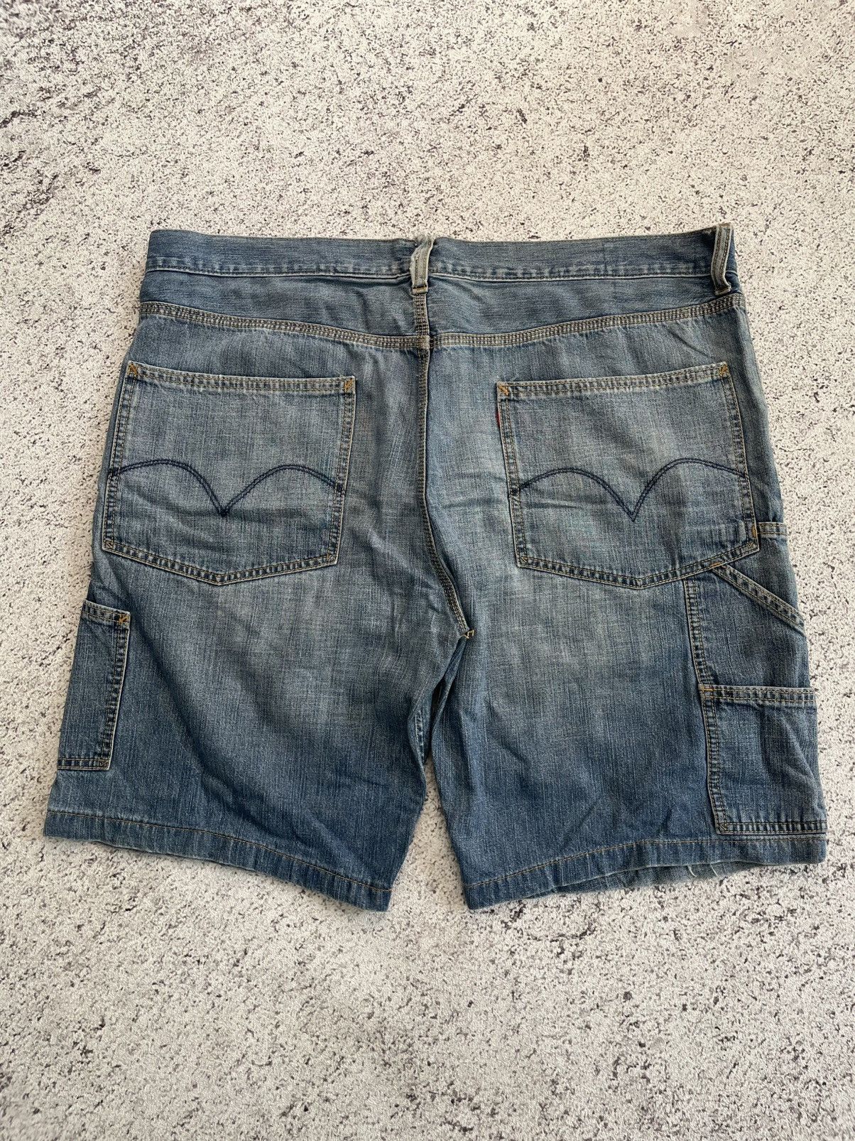 Levi's Vintage Distressed Y2K Levi’s Carpenter Baggy Skater Jorts Size US 40 / EU 56 - 2 Thumbnail