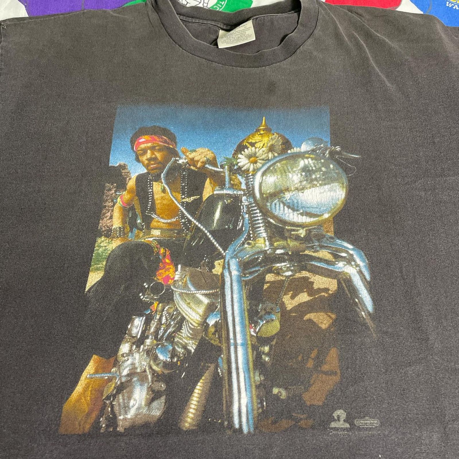 Vintage Vintage 90s Jimi Hendrix South Saturn Delta Album Tee Size US XL / EU 56 / 4 - 3 Thumbnail