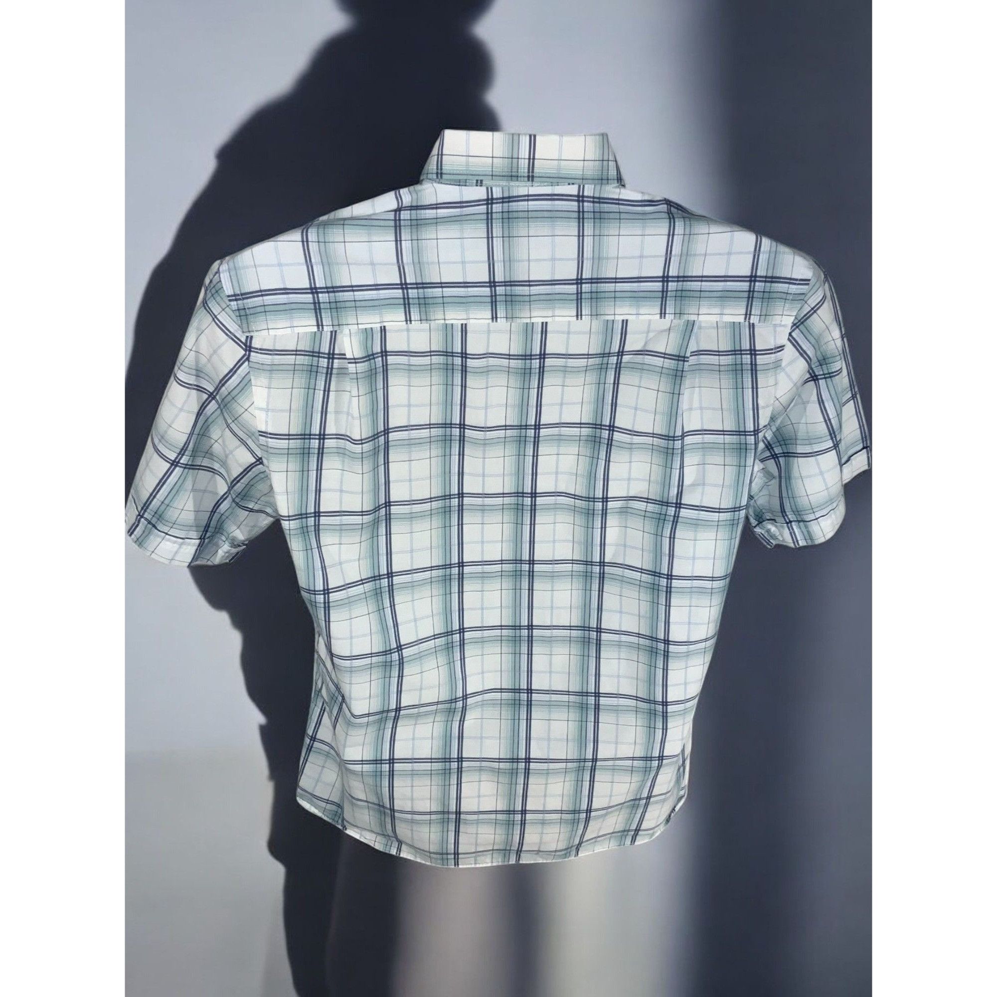 Van Heusen Van Heusen Men Medium Never Tuck Blue White Plaid Short Slee Size US M / EU 48-50 / 2 - 3 Thumbnail