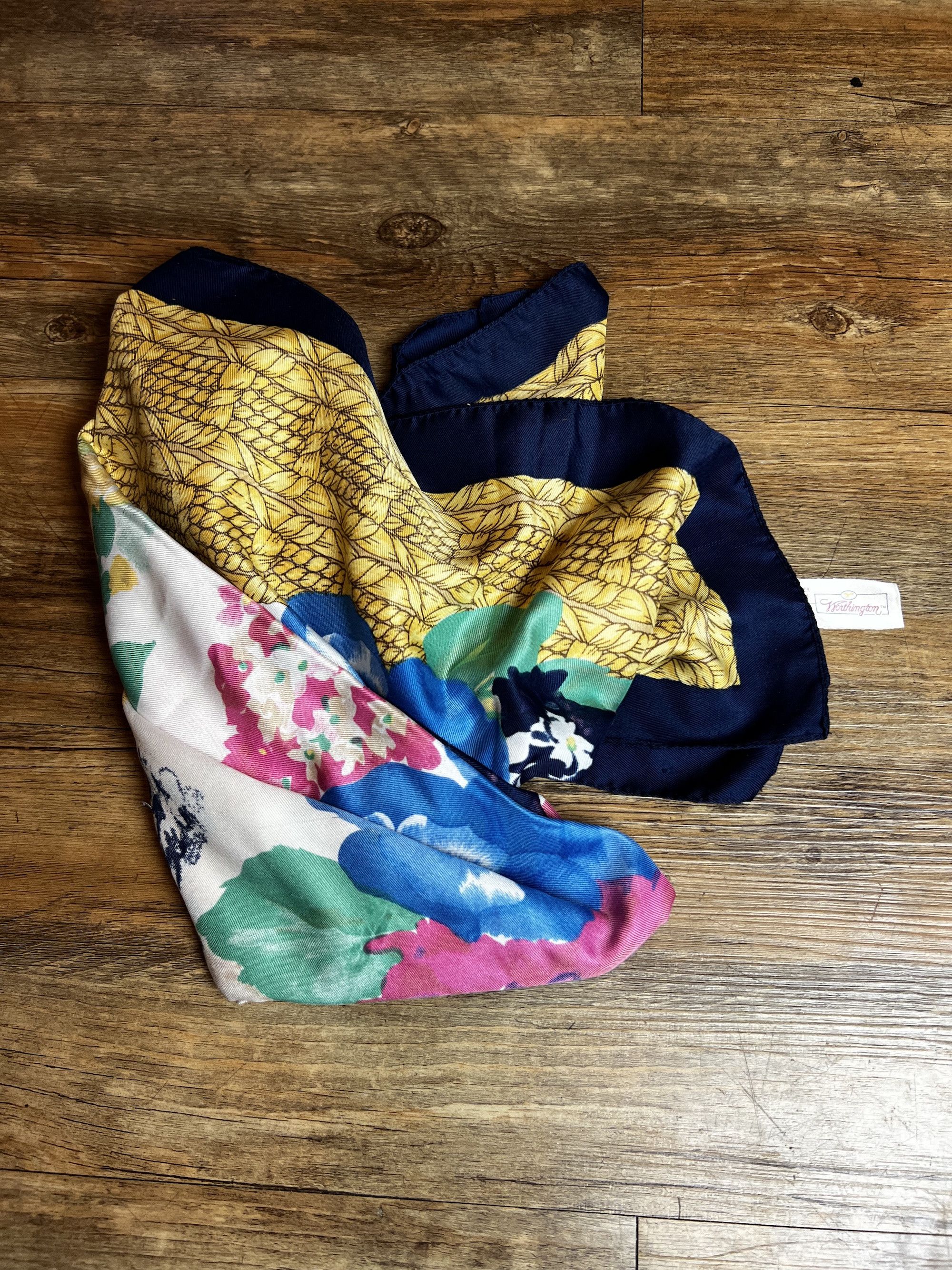 Vintage Vintage 1970's -1980's Worthingon Floral Print Scarf Size ONE SIZE - 11 Thumbnail