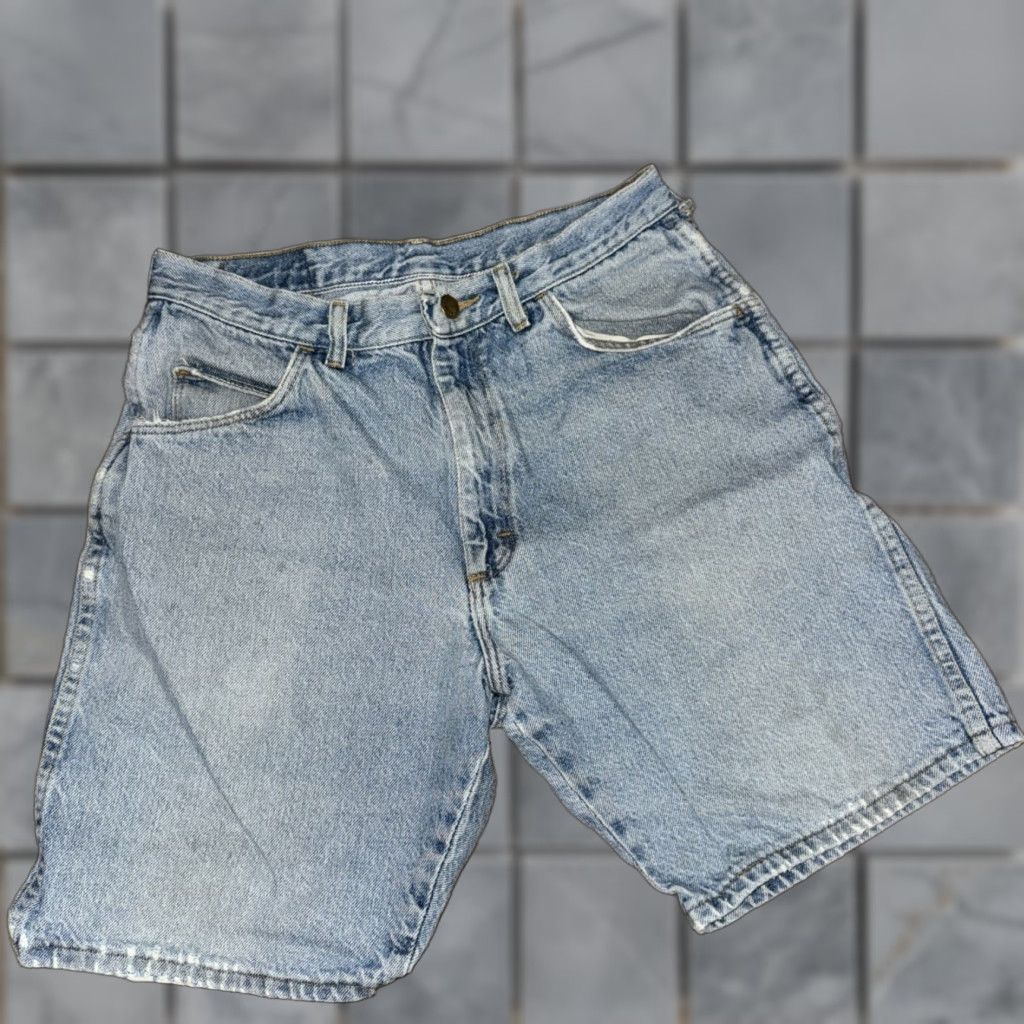 Wrangler VINTAGE Wrangler Denim Shorts 30x10 Light Blue Jorts Mens Short Jeans 30 Blue Denim Straight Size US 30 / EU 46 - 1 Thumbnail