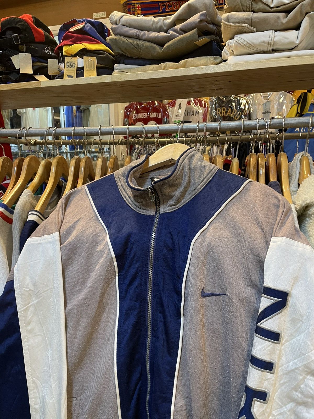Nike Vintage Nike Spell Out Jacket Size US L / EU 52-54 / 3 - 2 Thumbnail