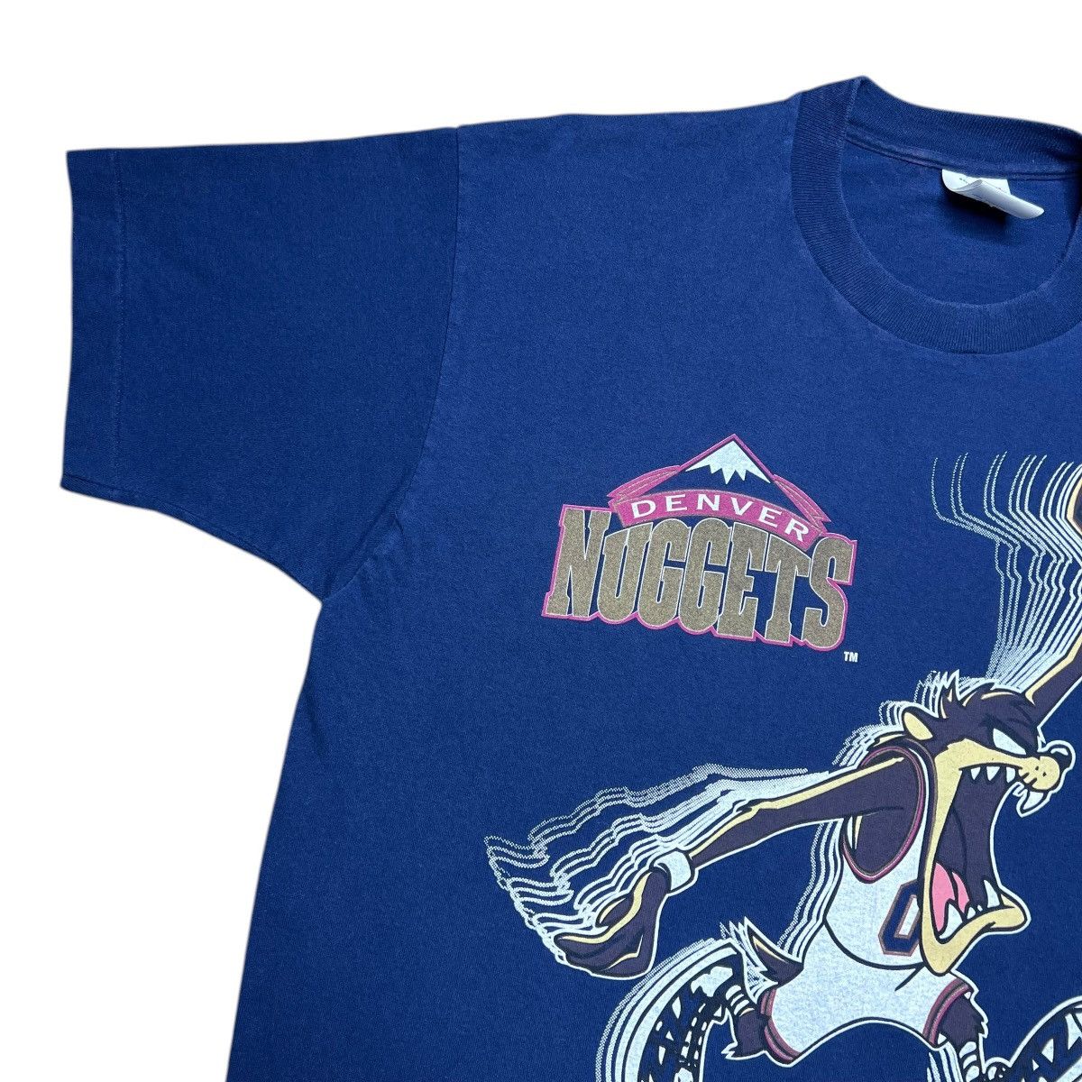 NBA Vintage 1994 NBA Denver Nuggets Taz Looney Tunes T-Shirt Size US XL / EU 56 / 4 - 7 Thumbnail