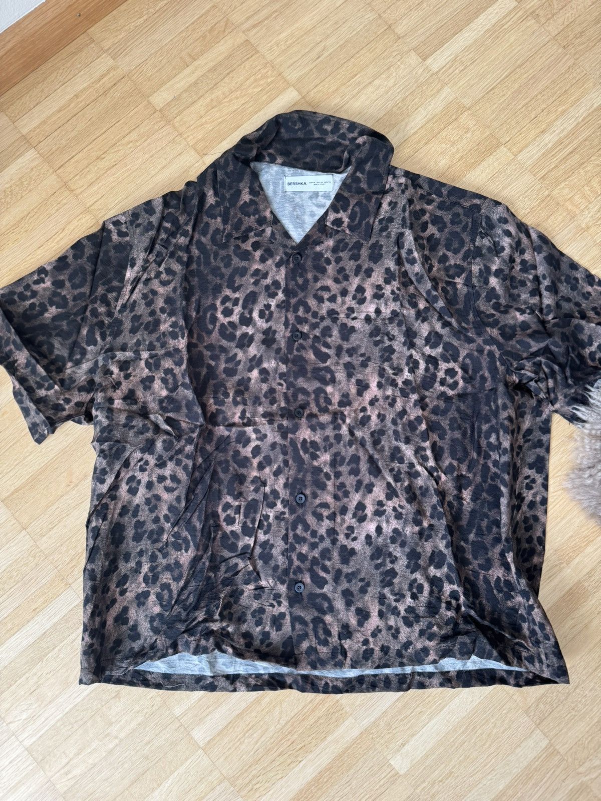 Bershka Bershka Top Leopard print Size US M / EU 48-50 / 2 - 1 Thumbnail