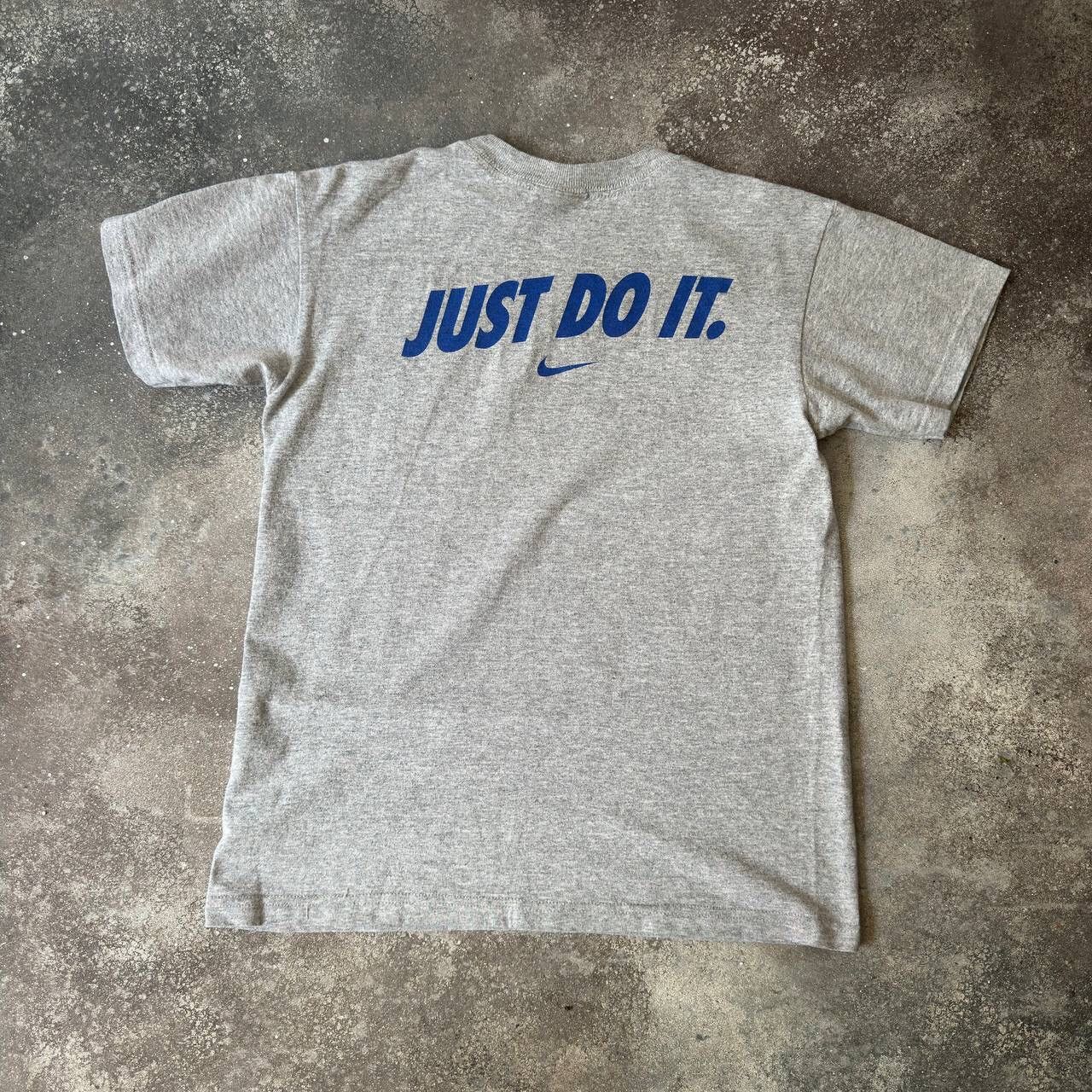 Nike 90s Nike Vintage «DJ White» Basketball T-Shirt Size M / US 6-8 / IT 42-44 - 5 Thumbnail