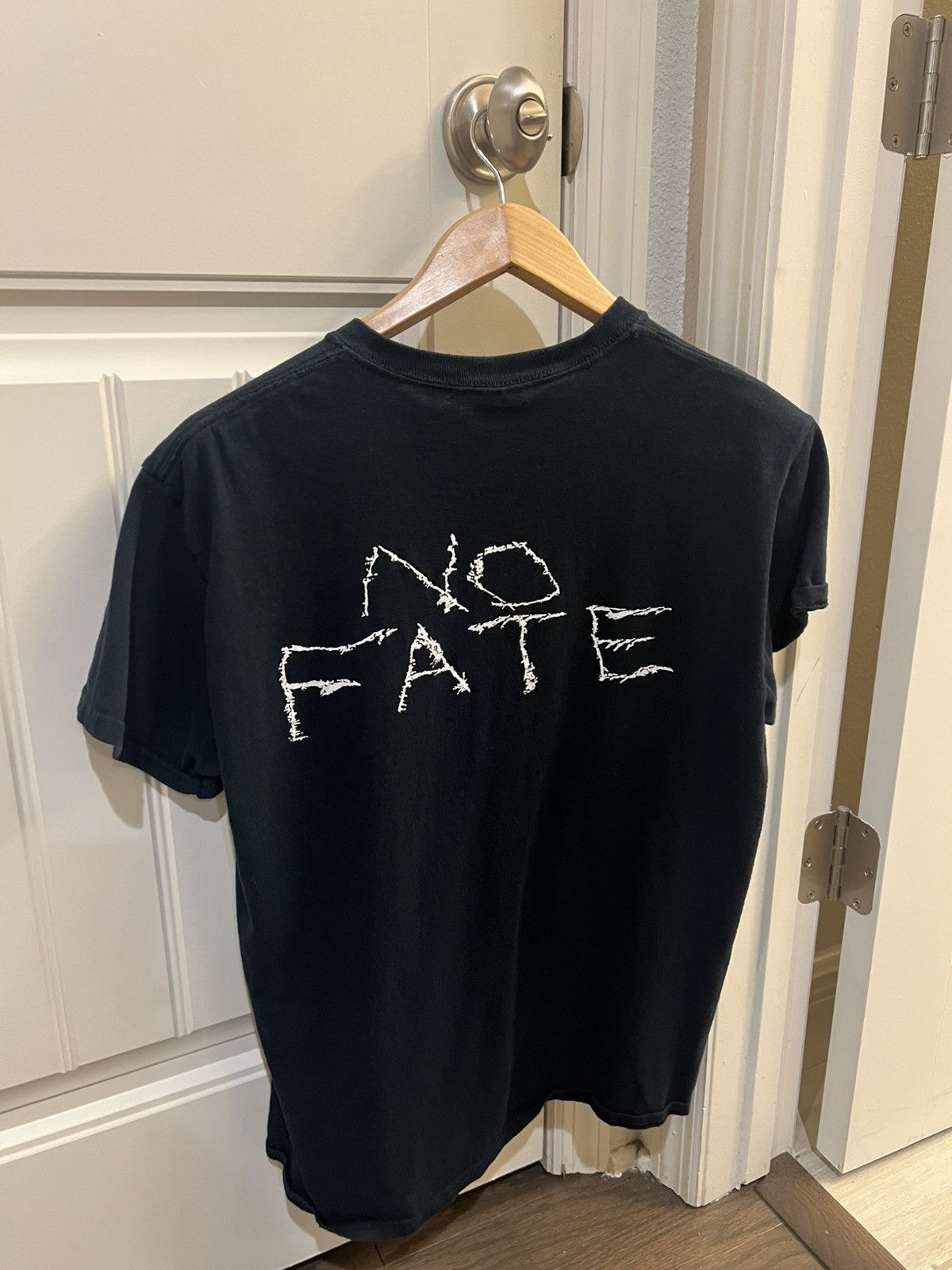 Gildan RARE Official Suntorn No Fate Deathcore Metal Merch T-Shirt Size US M / EU 48-50 / 2 - 7 Thumbnail