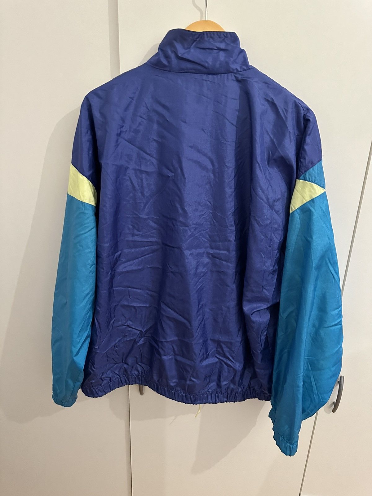Nike Nike Air Jacke Windbreaker Size L Retro Vintage Track Size US L / EU 52-54 / 3 - 2 Thumbnail