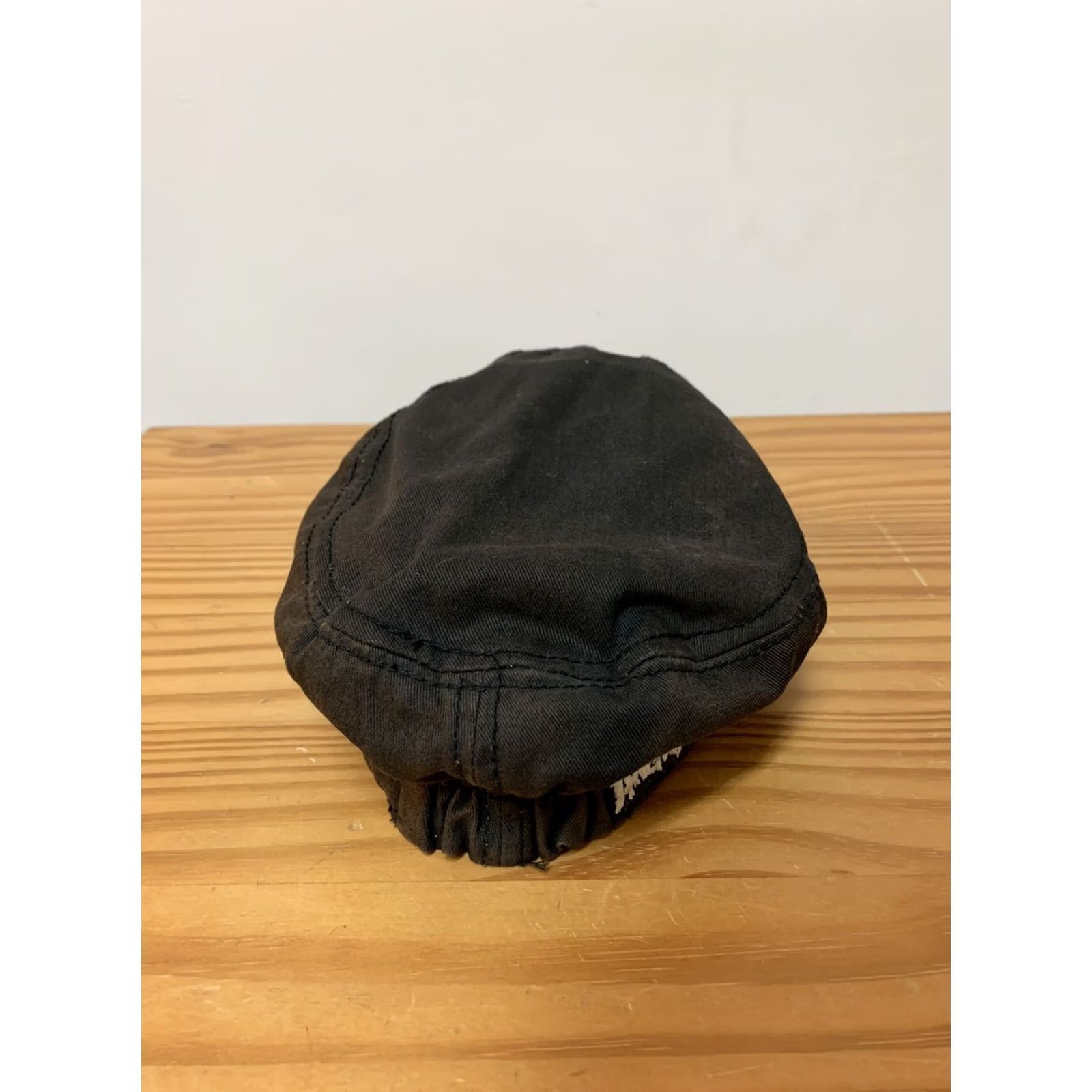 Vintage Angry Birds Hat W/ Hook - Red Bird Black Cap One Size Mens Baseball Cap Black Bird Theme Size ONE SIZE - 3 Thumbnail