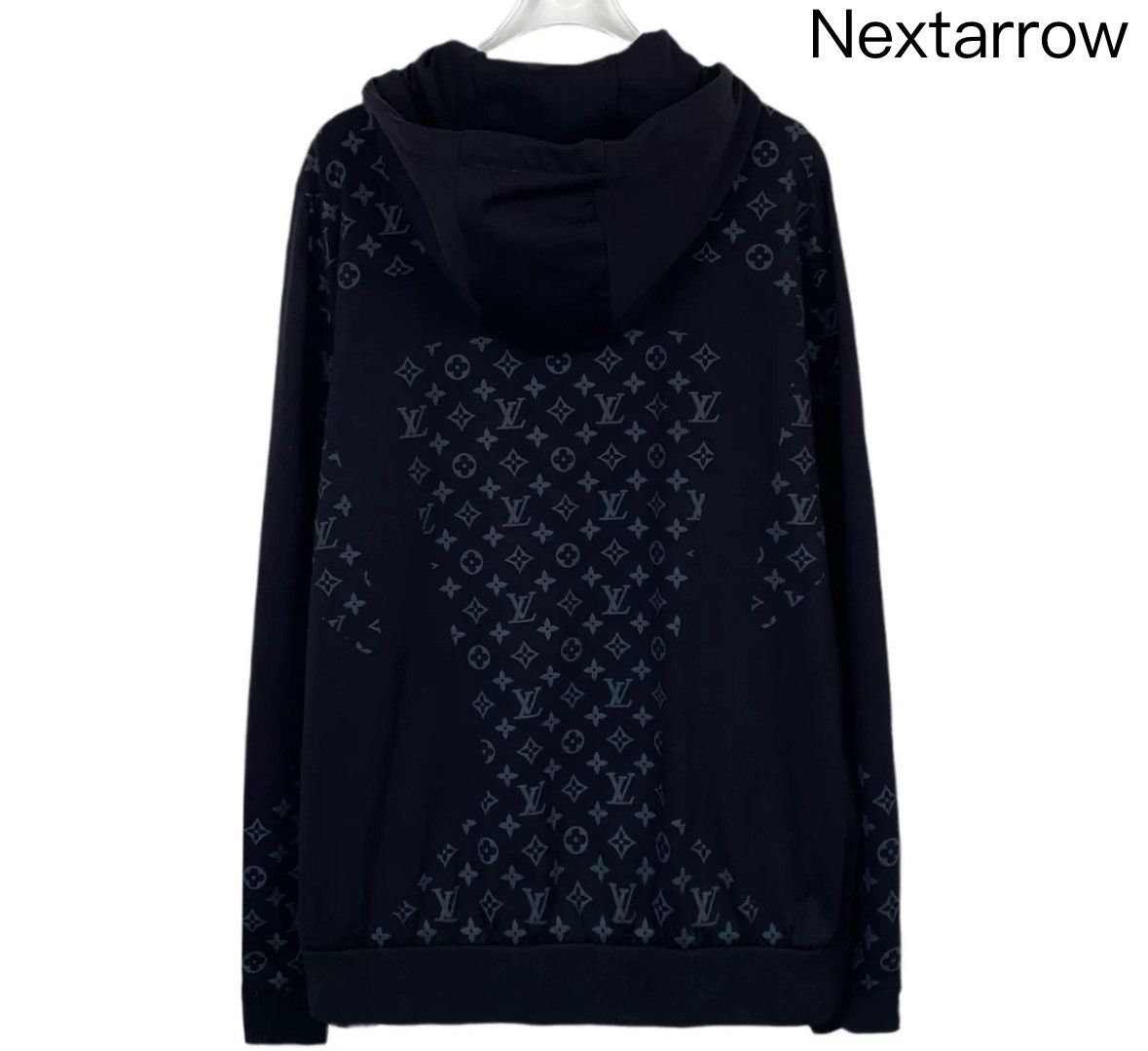 Louis Vuitton Louis Vuitton LV black print and warm zipper hooded jacket Size US L / EU 52-54 / 3 - 2 Thumbnail