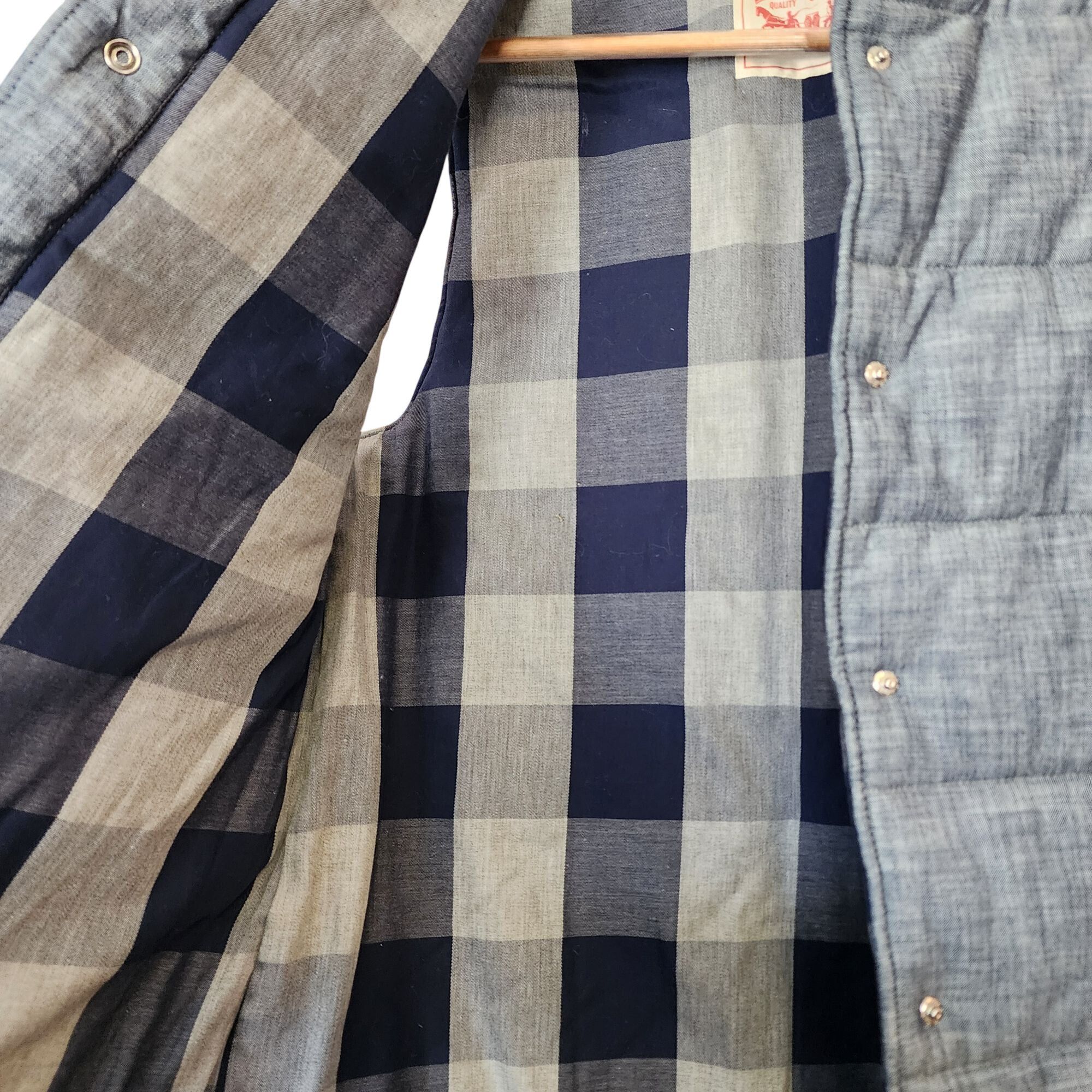 Levi's Levis Womens XS Quilted Blue Denim Vest Buffalo Plaid Lining Size XS / US 0-2 / IT 36-38 - 4 Thumbnail