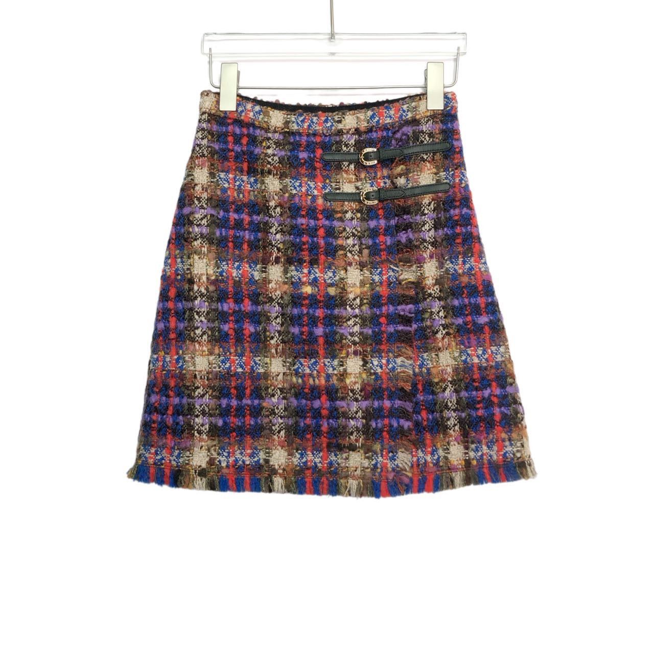 Gucci Gucci Plaid Pattern A-line Mini Casual Skirt K26WX Size 27" / US 4 / IT 40 - 1 Thumbnail