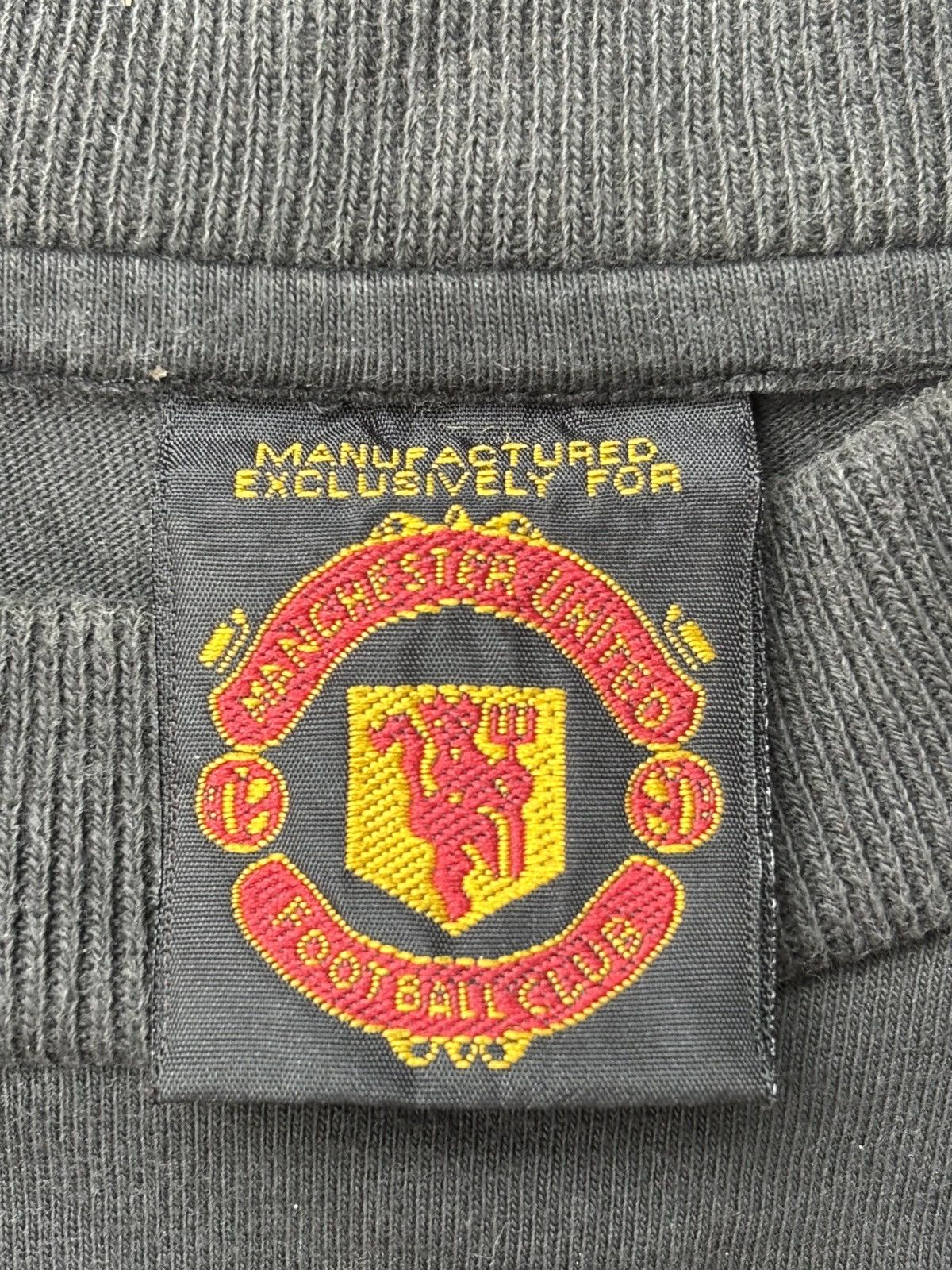 Vintage Vintage Manchester United Red Devil FC Size US L / EU 52-54 / 3 - 5 Thumbnail