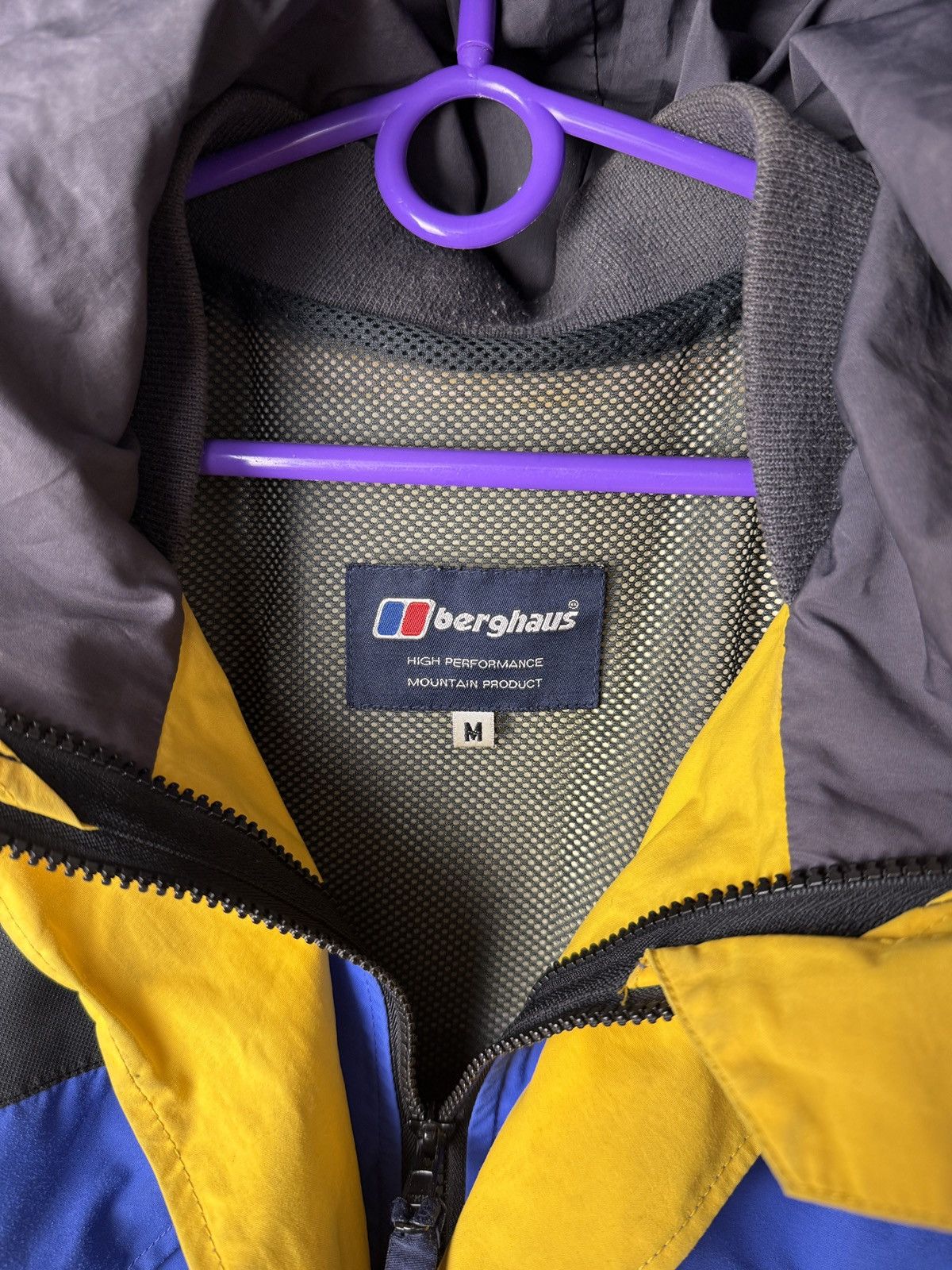 Berghaus Vintage Berghaus Mera Peak Trango Extrem Jacket 90s gore-tex Size US M / EU 48-50 / 2 - 24 Thumbnail