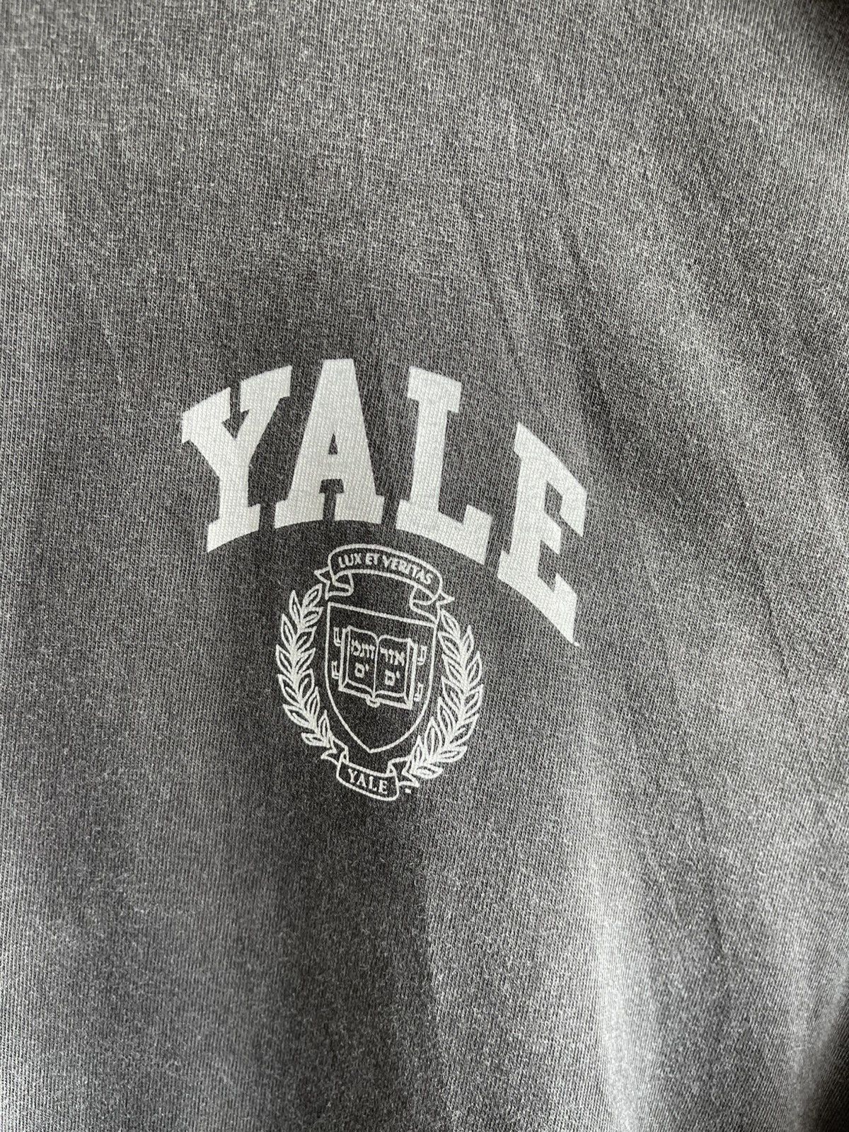 Champion Vintage’90s🔥YALE UNIVERSITY🔥Big Logo Sun Faded L/S Tshirt Size US XXL / EU 58 / 5 - 6 Thumbnail