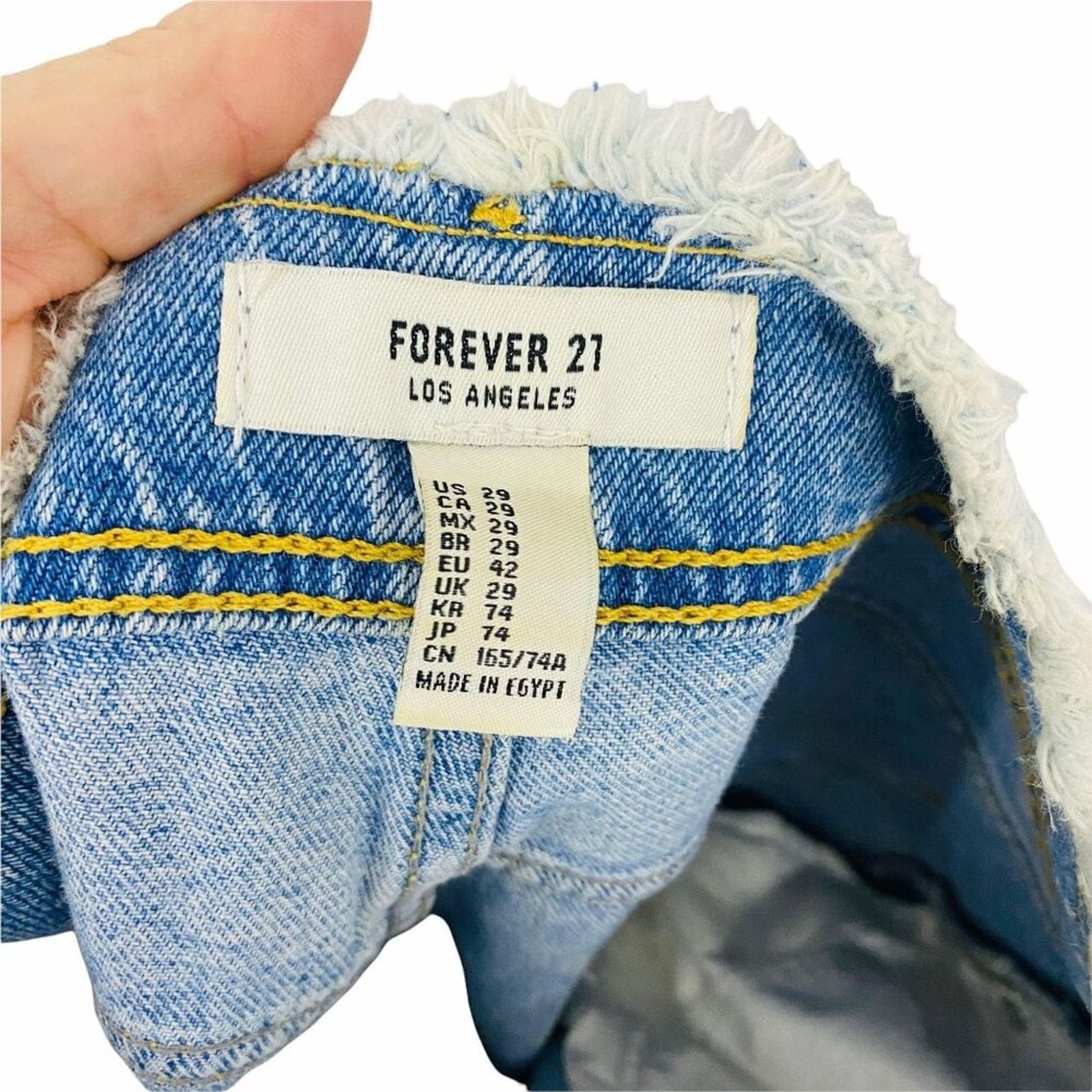 Forever 21 Forever 21 Raw Edge Denim Light Wash Womens 29 Size 29" - 3 Thumbnail