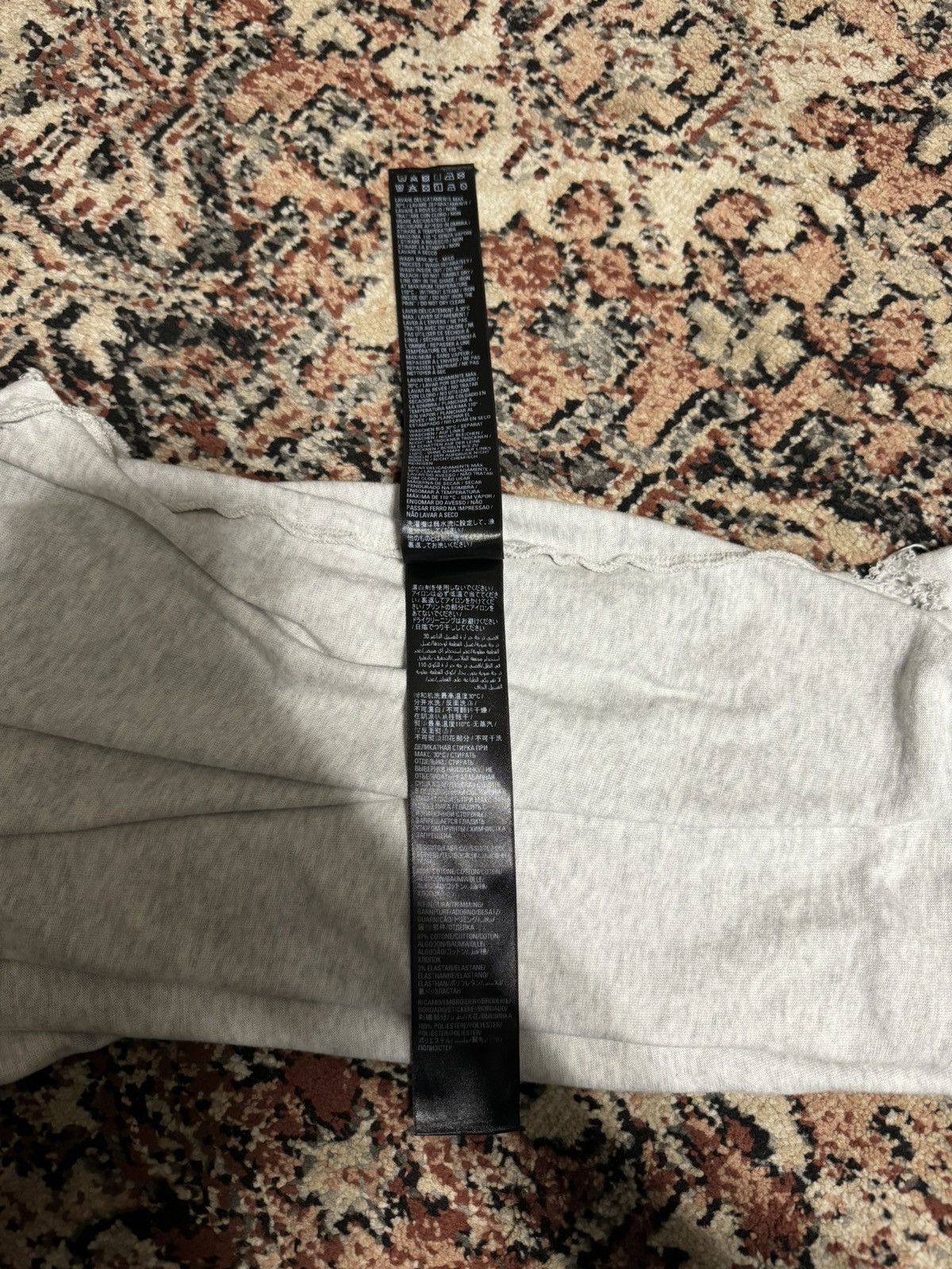 Balenciaga Balenciaga Destroyed 3B T-Shirt Size US S / EU 44-46 / 1 - 12 Thumbnail