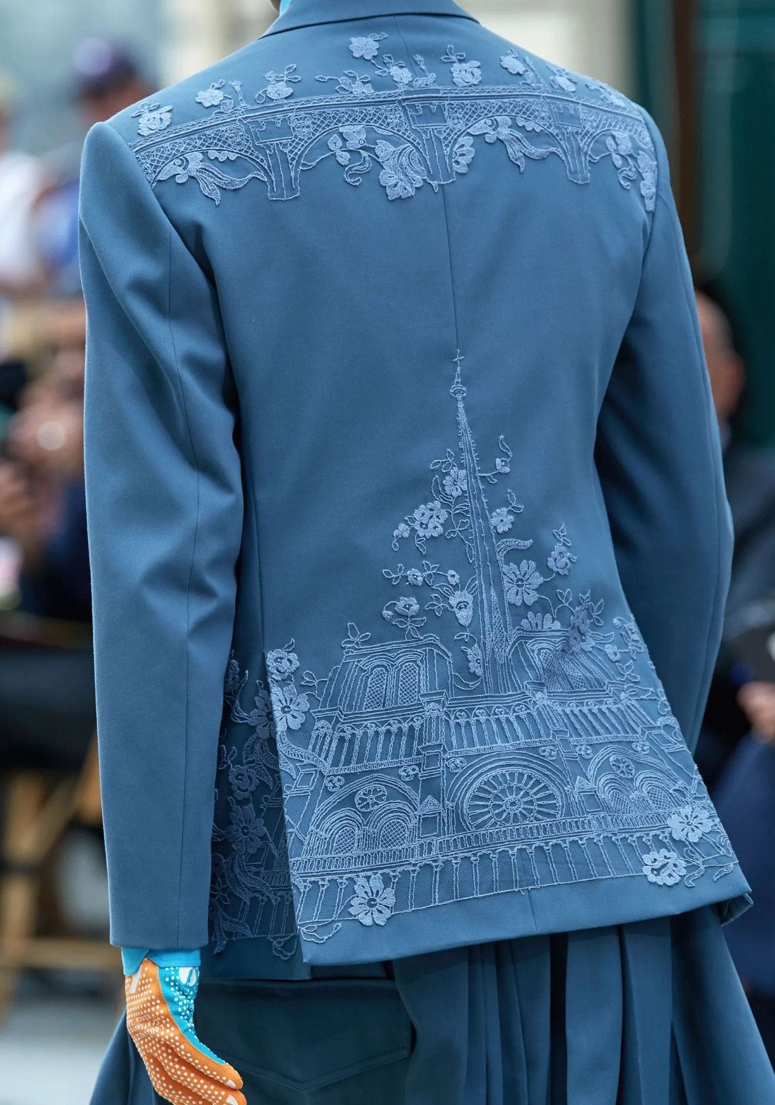 Louis Vuitton Louis Vuitton Pont Neuf & Notre Dame Embroided Blazer Size 48R - 2 Thumbnail