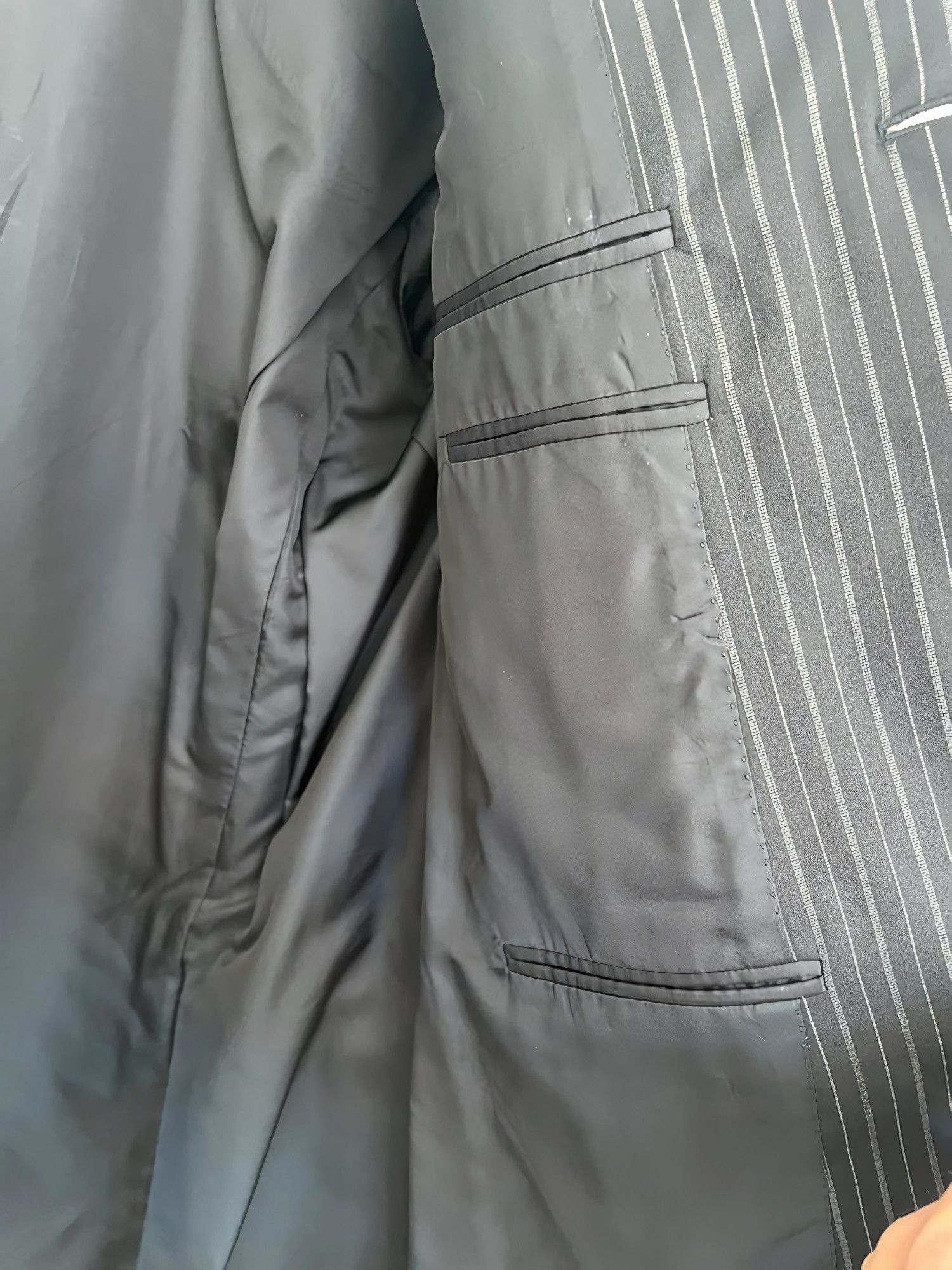 Gucci STRIPPED SUIT BY TOM FORD Size 50R - 11 Thumbnail