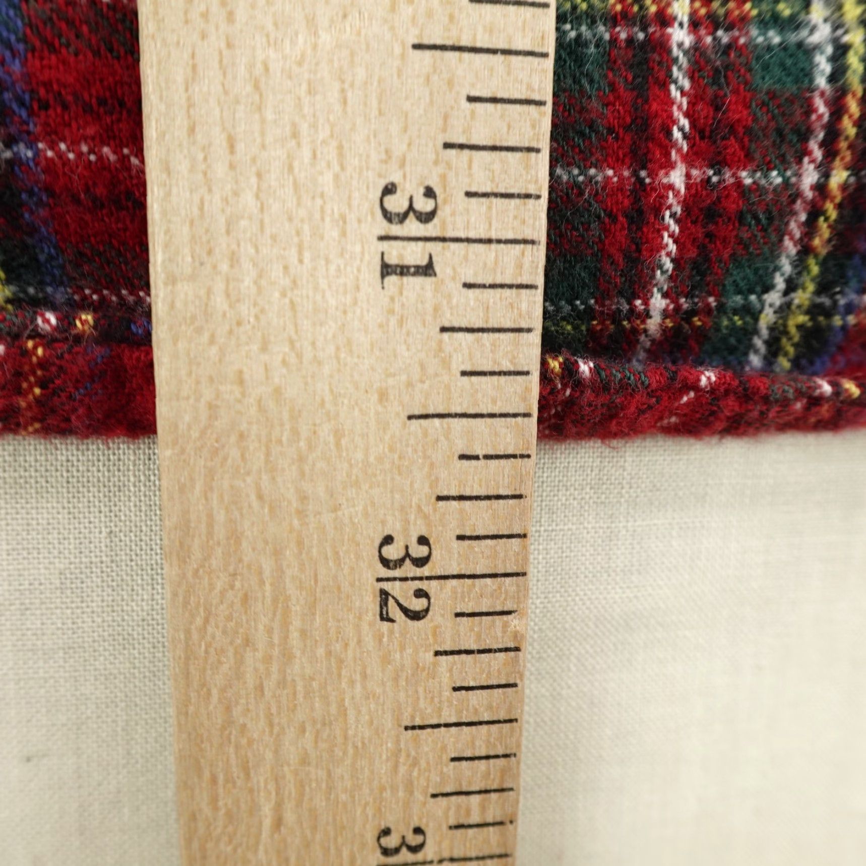 Vintage VINTAGE LL BEAN Shirt Mens LT Red Scotch Tartan Plaid Flannel Button Up Size US L / EU 52-54 / 3 - 7 Thumbnail