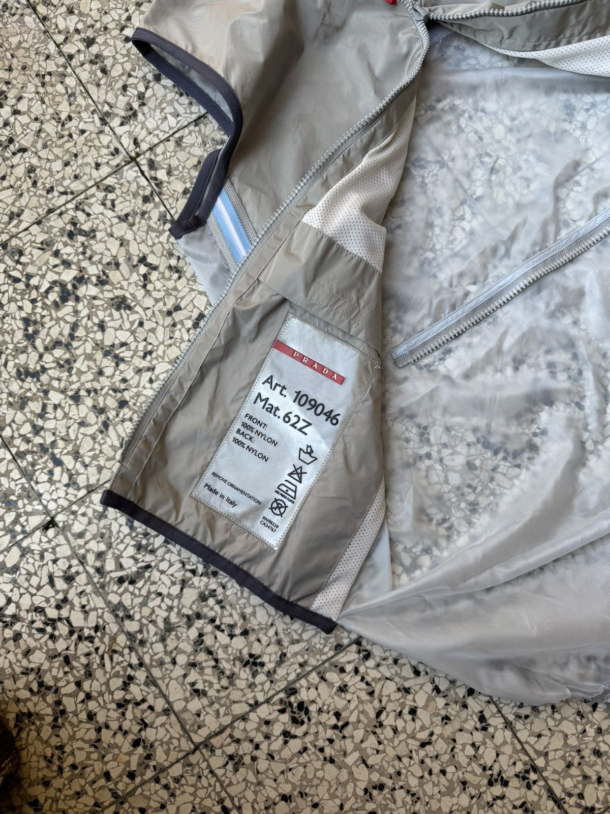 Prada SS00’ Prada Sport Semi Transparent Back 3M Hooded Vest Size M / US 6-8 / IT 42-44 - 10 Thumbnail